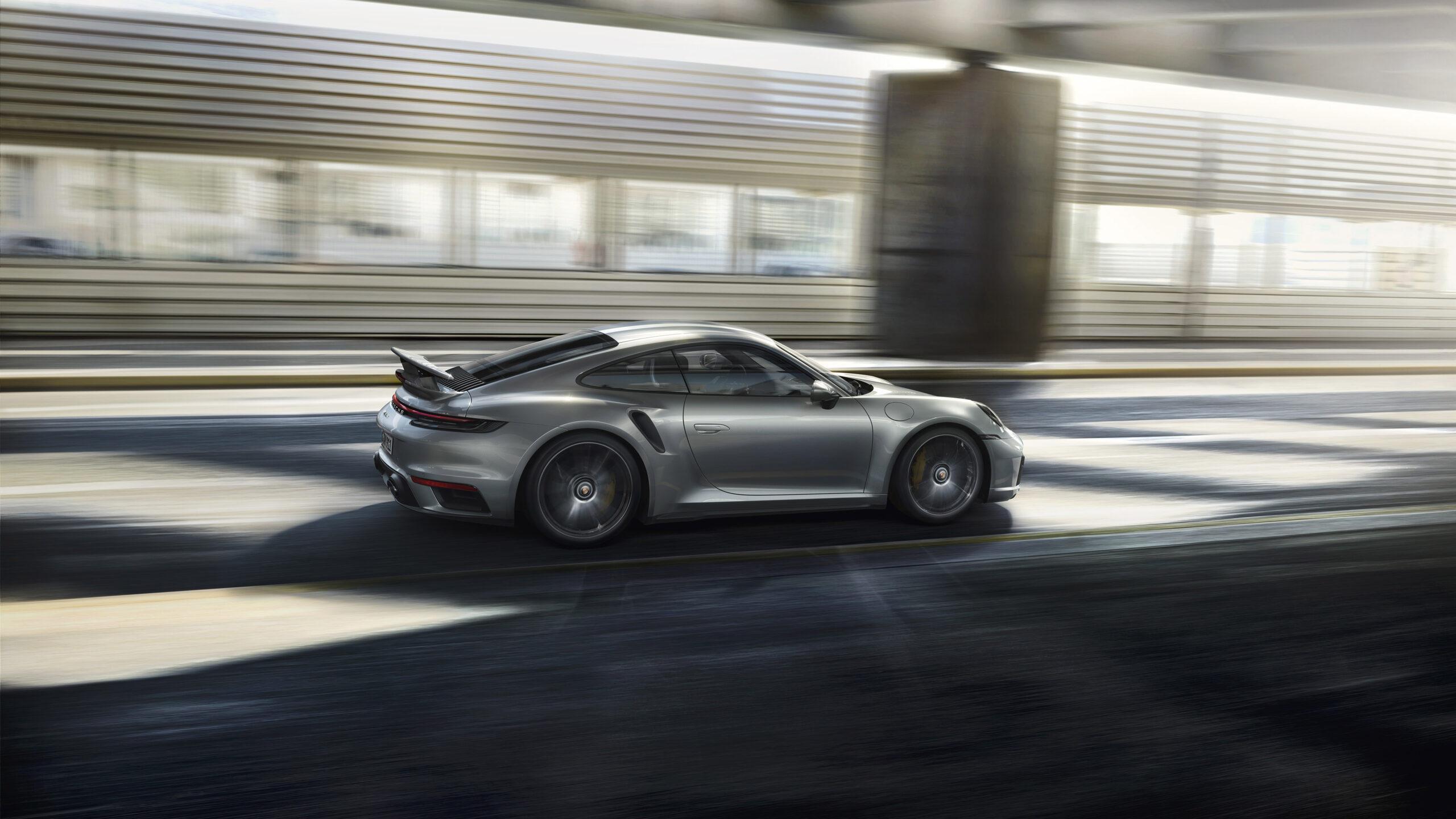 2560x1440 Porsche 911 Turbo Wallpaper