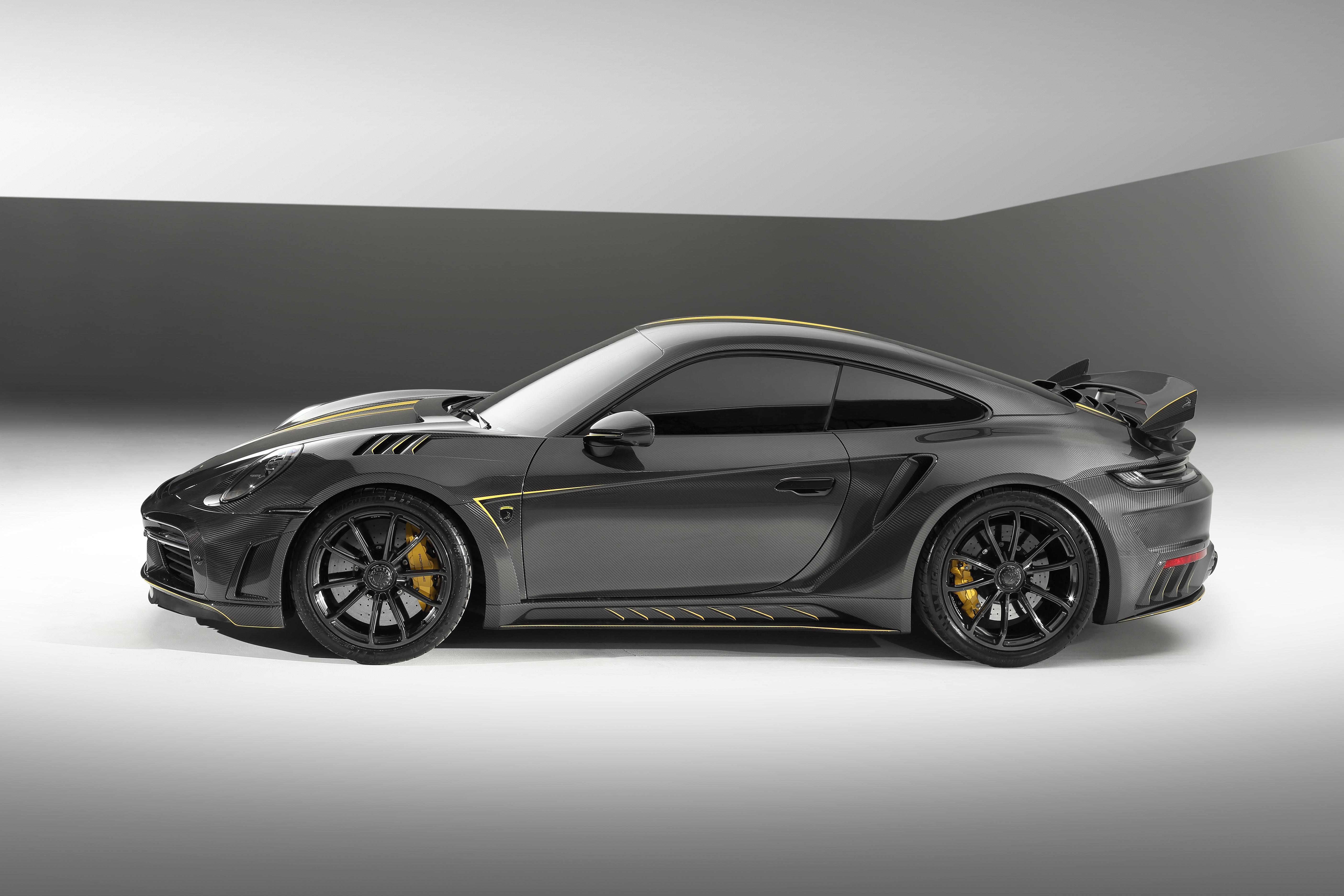 5616x3744 Porsche 911 Turbo S Stinger GTR Carbon Edition (992)