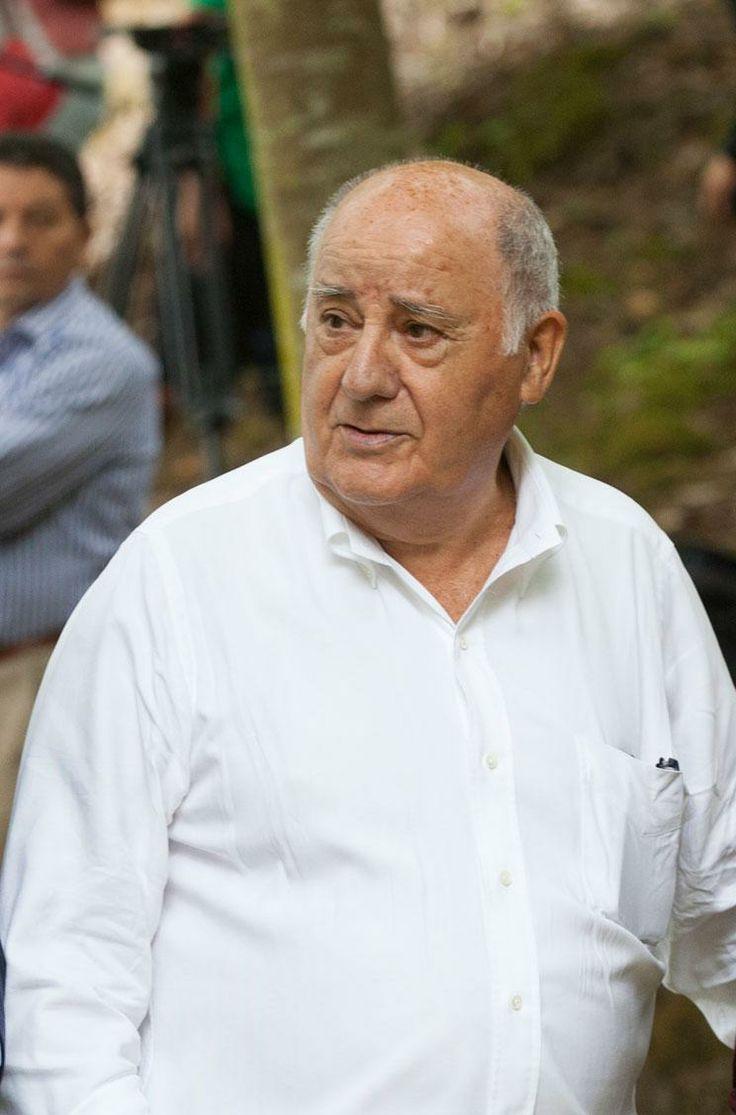 736x1115 Amancio Ortega. Rich people, Dapper men, People