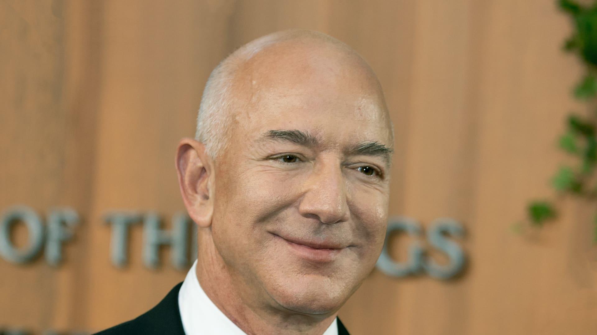 1920x1080 Forbes: How much money billionaires lost in 2022