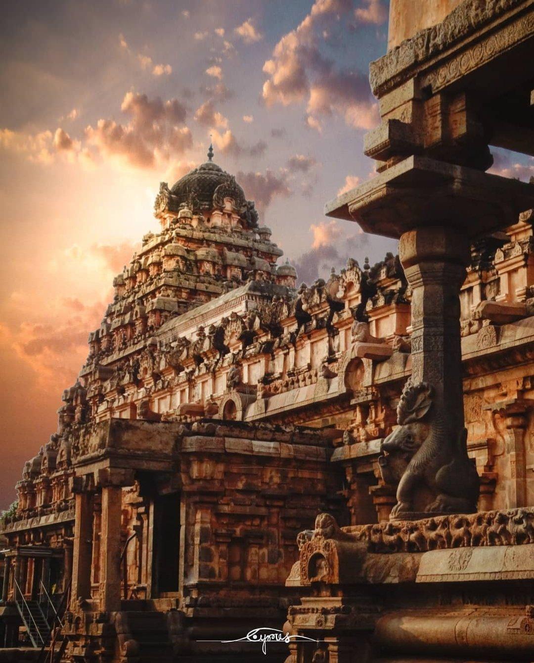 1080x1340 Twitter 上的 Indian Backdrop：When Sun and clouds play a vibrant drama over Vimana of the ancient Airavateshwar Temple at Darasuram, Kumbakonam. Kumbakonam is known as a temple city as this city has