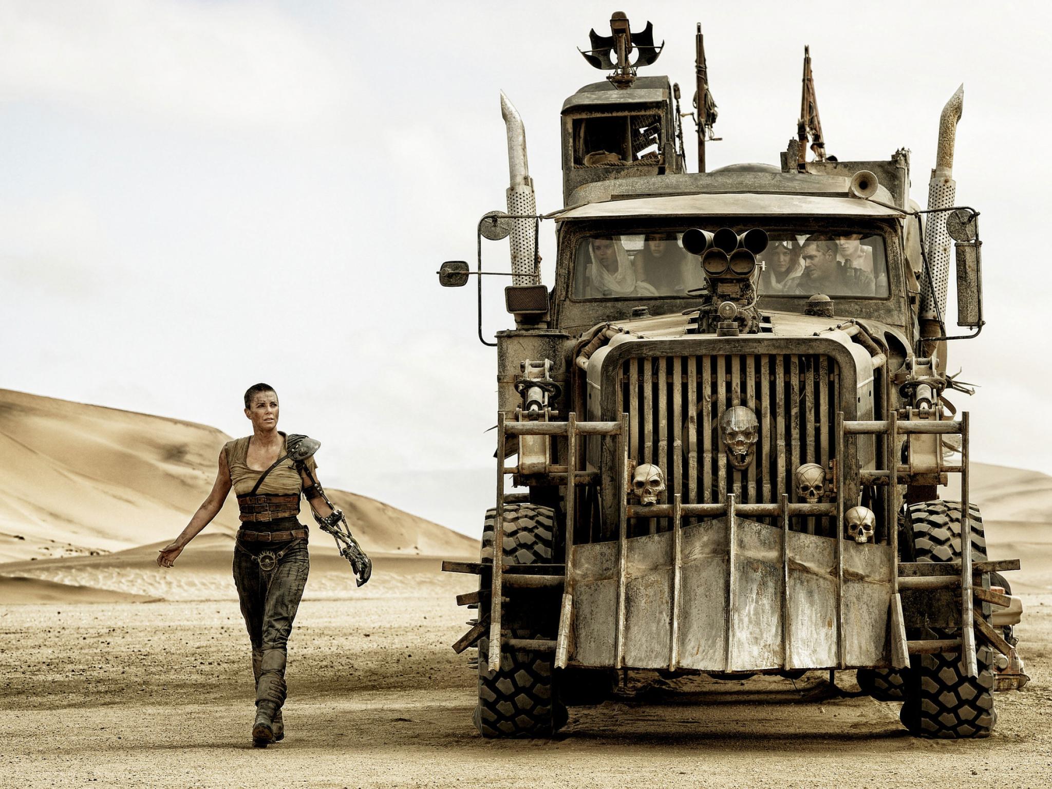 2048x1536 Wallpaper Grayscale Photo of Man and Woman Standing Beside Truck, Background Free Image