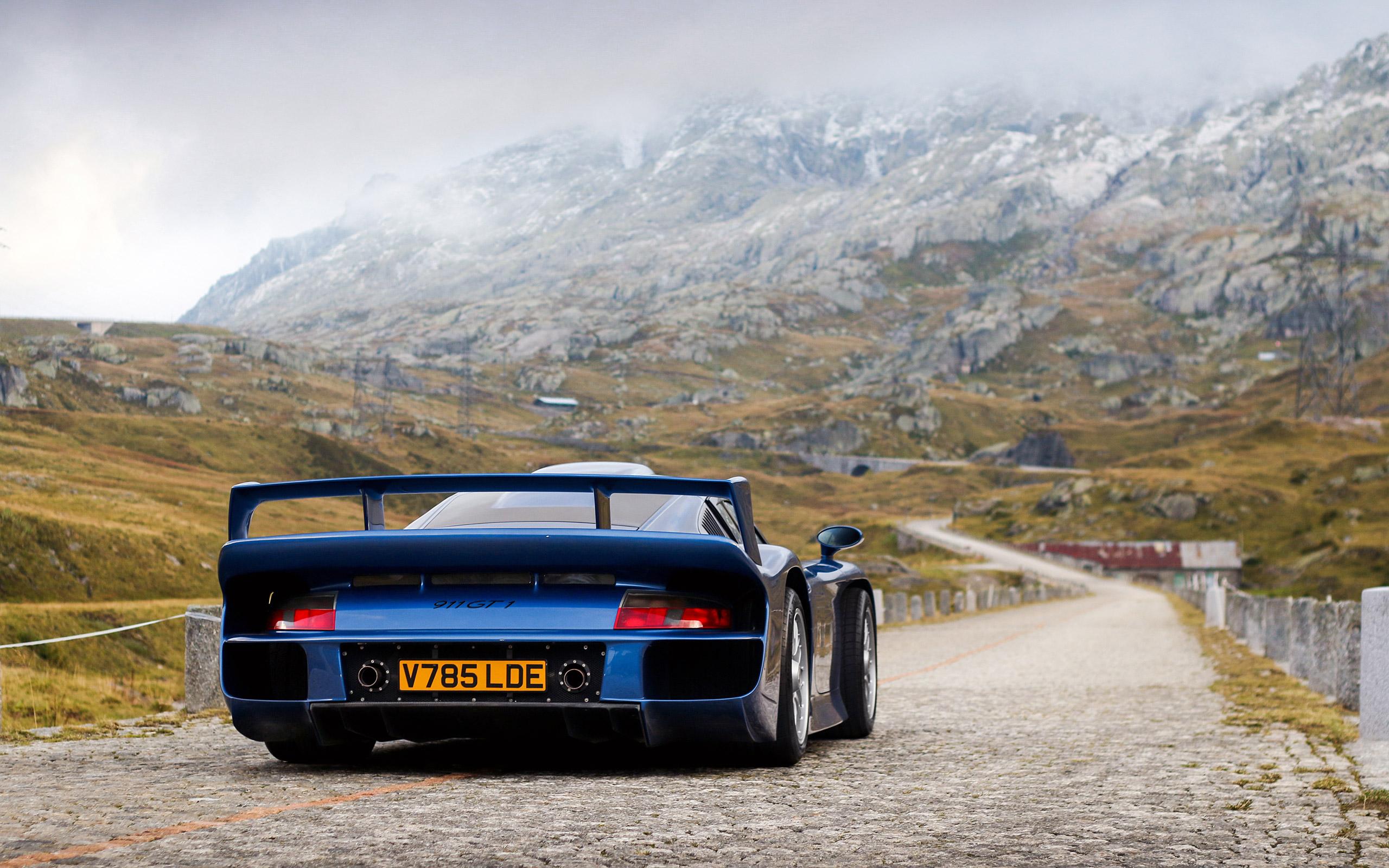 2560x1600 Porsche 911 GT1 Wallpaper