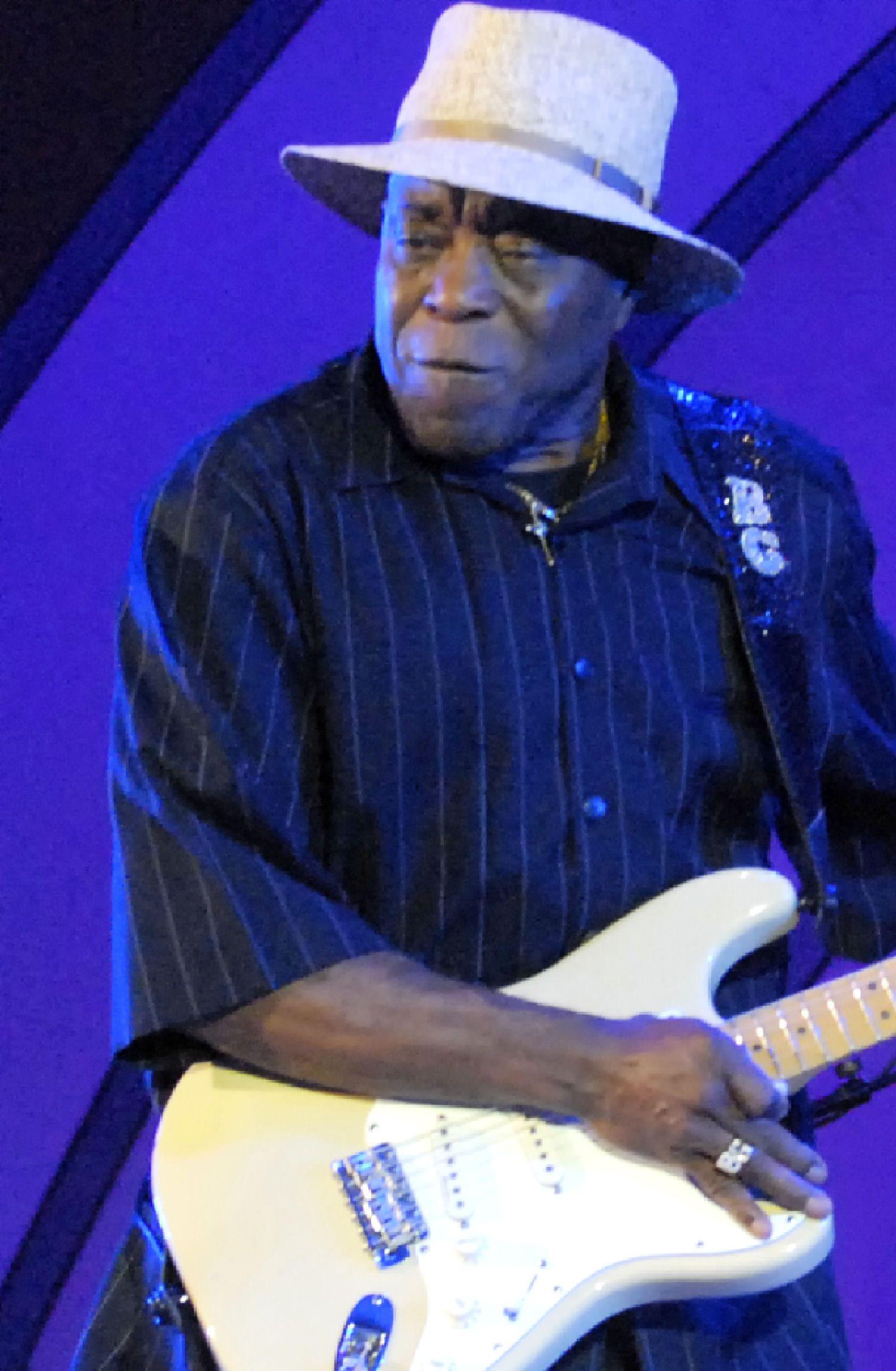 1500x2295 Buddy Guy Wallpaper