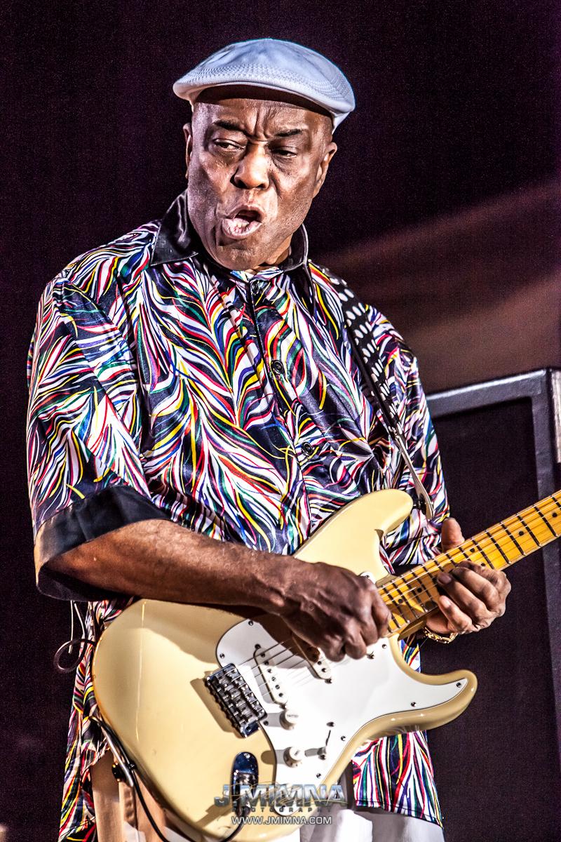800x1200 Buddy Guy & Robert Randolph & The Family Band