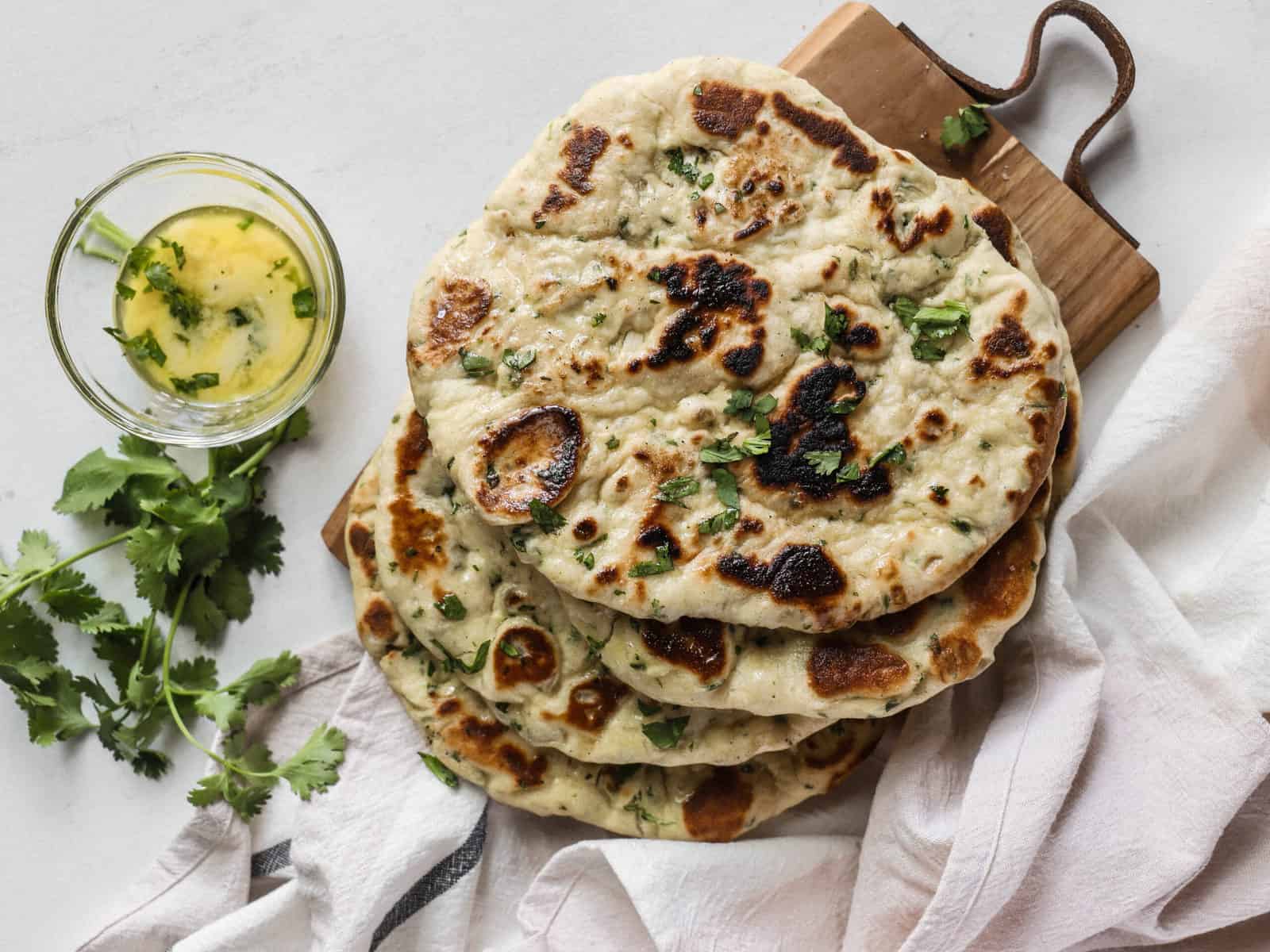 1600x1200 Skillet Garlic Butter Naan Recipe