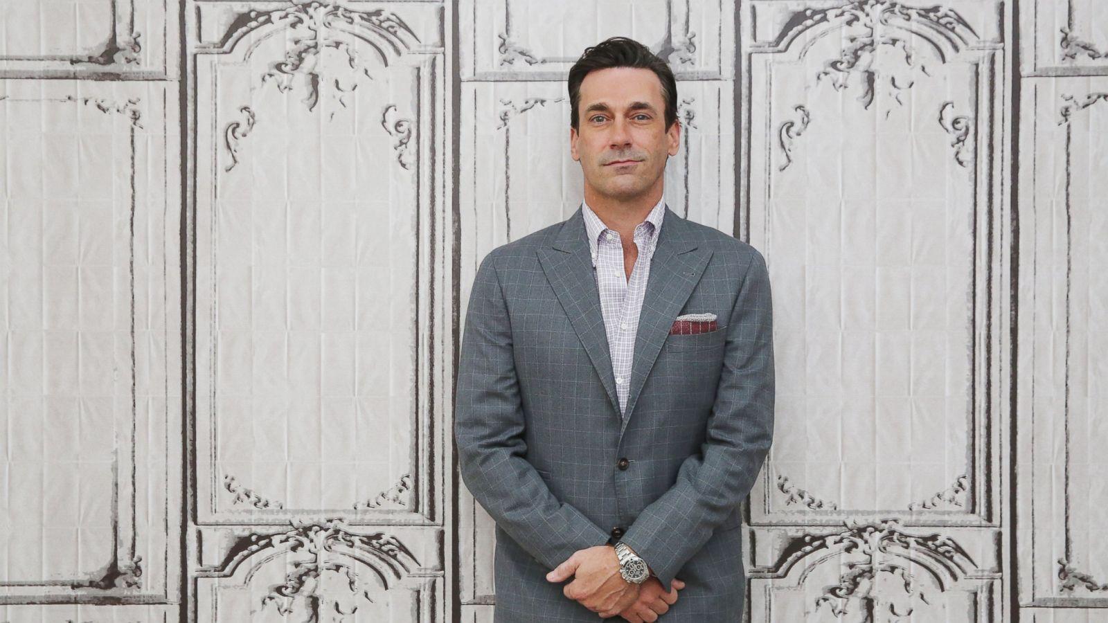 1600x900 Jon Hamm Opens Up About Losing Both Parents