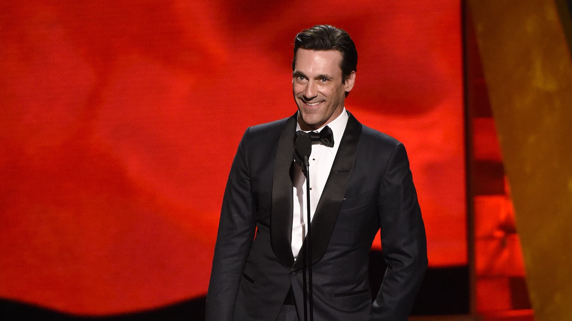 1920x1080 Why Jon Hamm doesn't approach money like his 'Mad Men' character