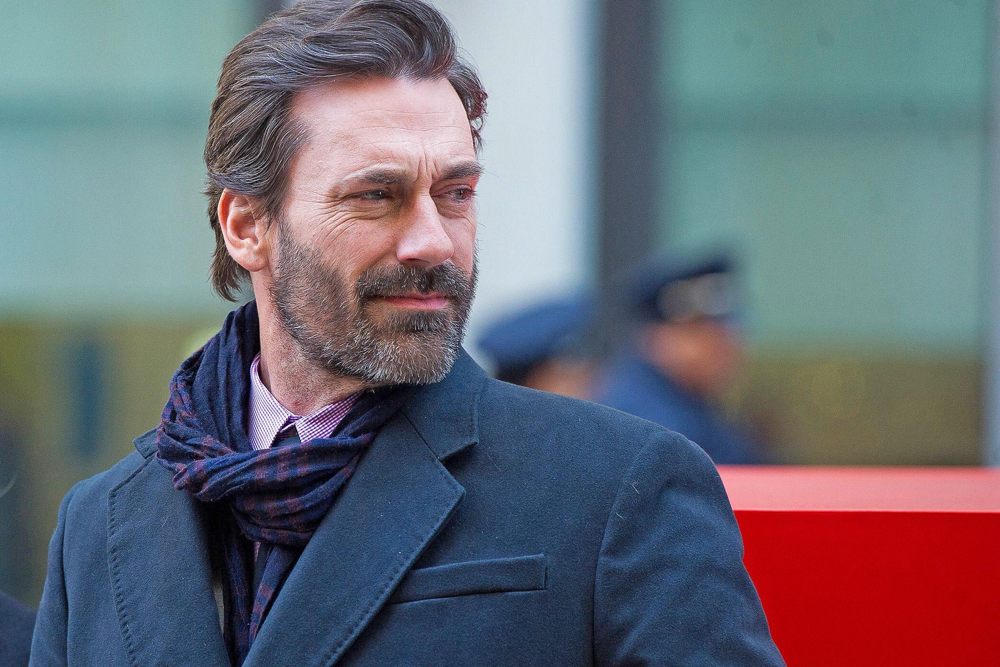 2040x1360 Who Is Jon Hamm Dating? What We Know