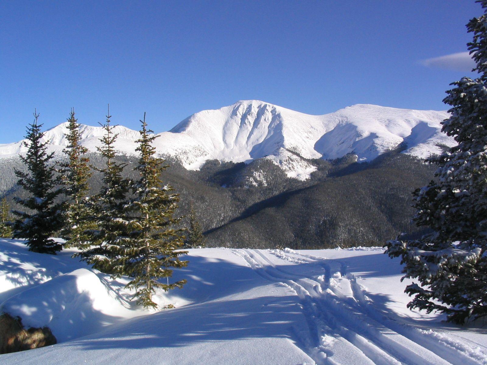 1600x1200 Greats Resorts : Breckenridge Colorado Resort Jobs