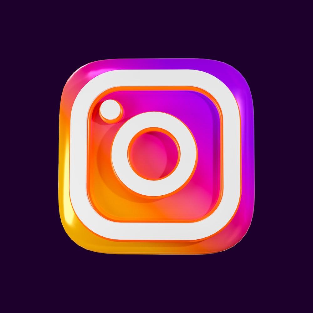 1000x1000 An instagram logo with a purple background photo