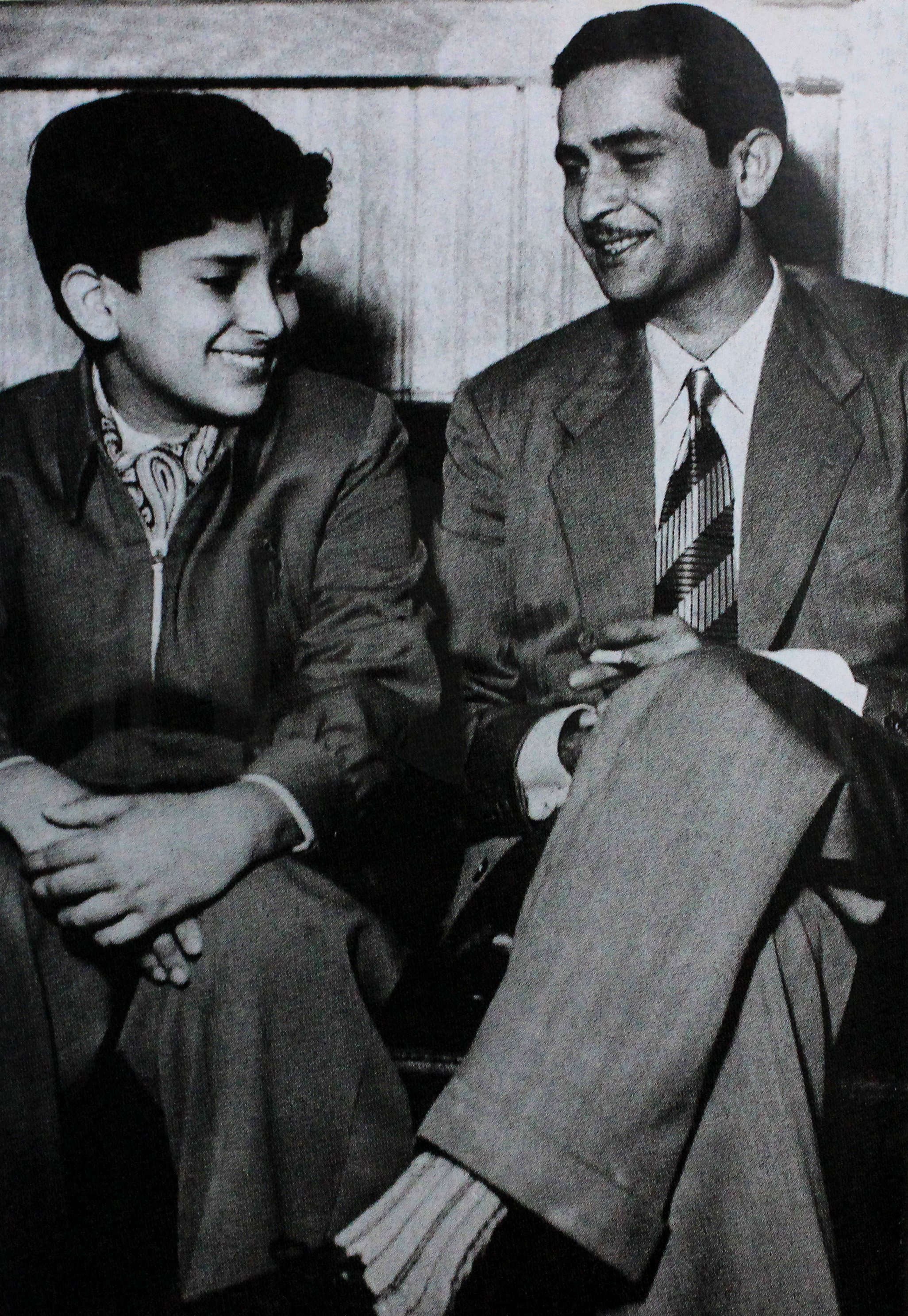 2052x2975 GoldenFrames: Shashi Kapoor charmer's life in picture