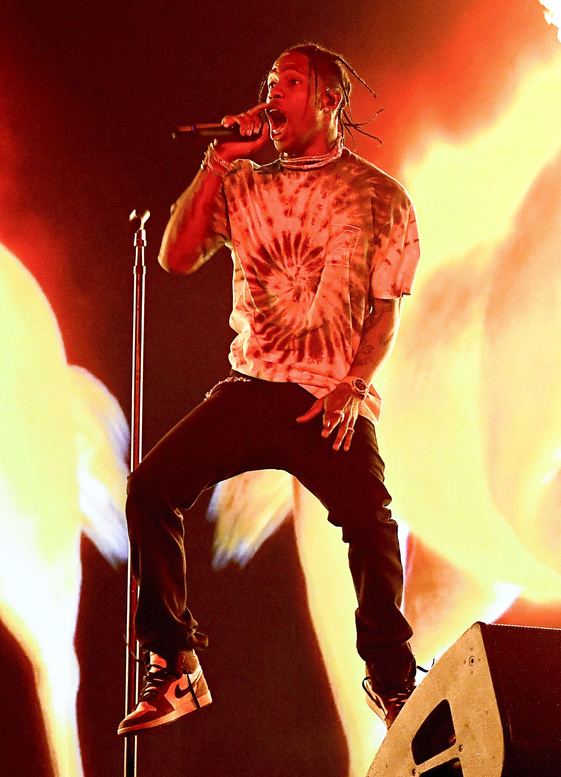 1800x2490 Travis scott
