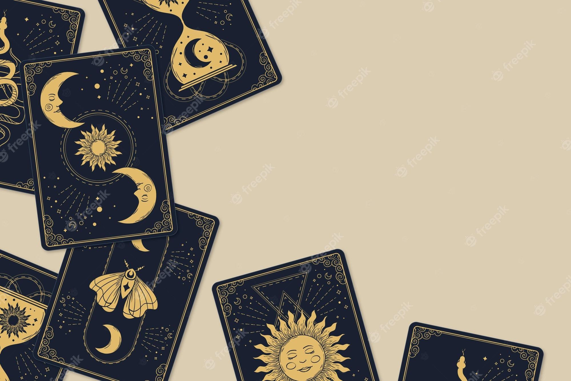 2000x1333 Tarot Cards Image