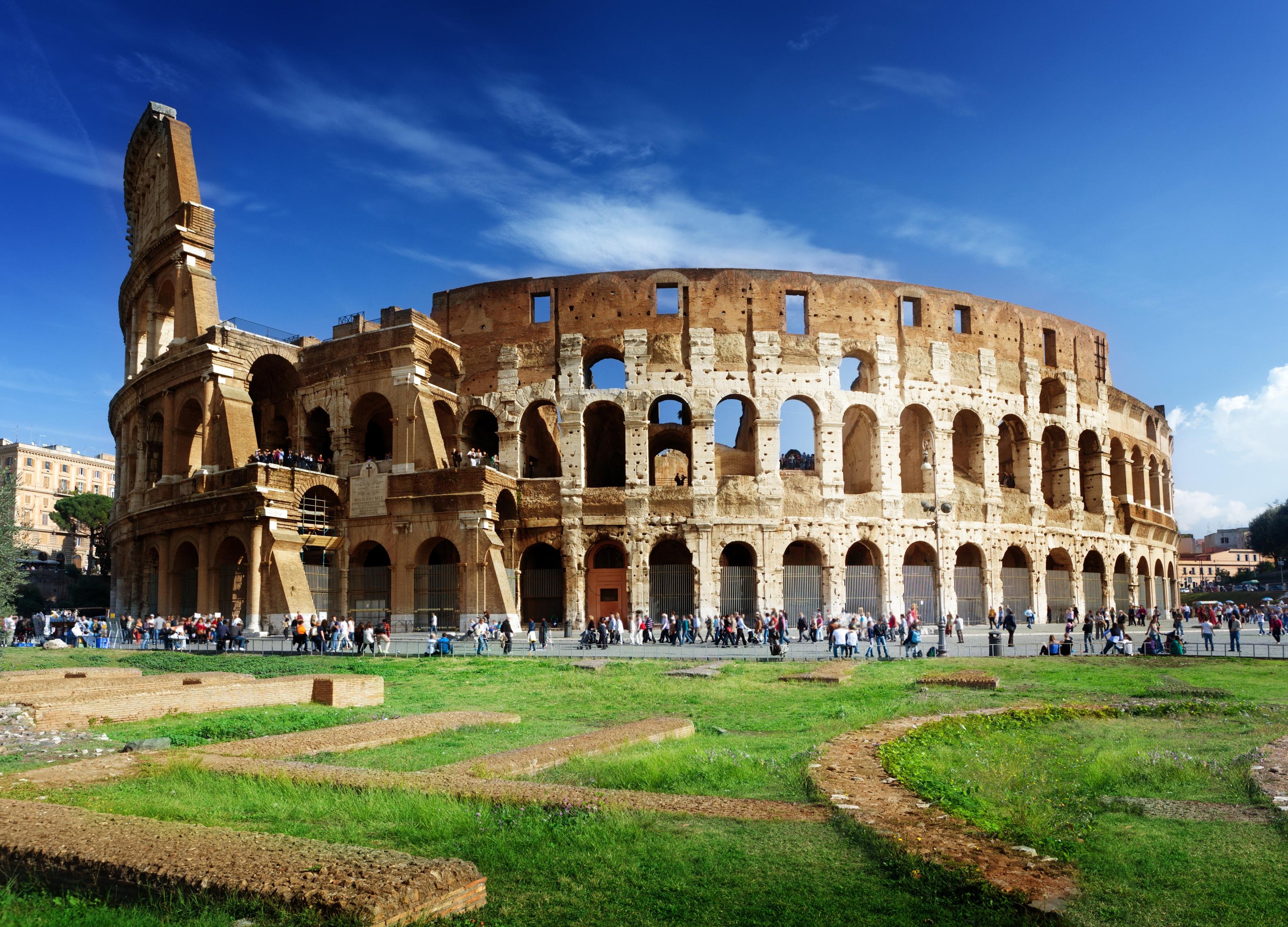 3200x2304 Colosseum In Rome Italy Wall Mural