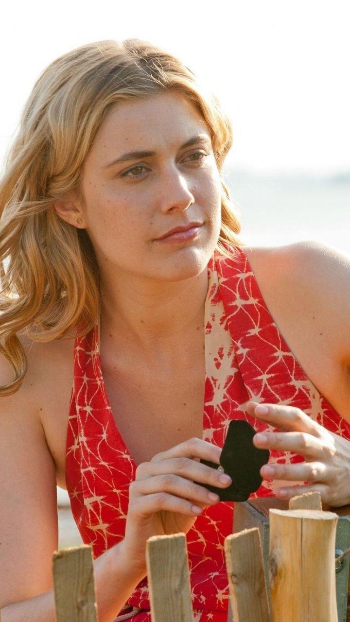 720x1280 Outdoor, actress, woman, Greta Gerwig, 720x1280 wallpaper. Celebrity wallpaper, Free HD wallpaper, Latest HD wallpaper
