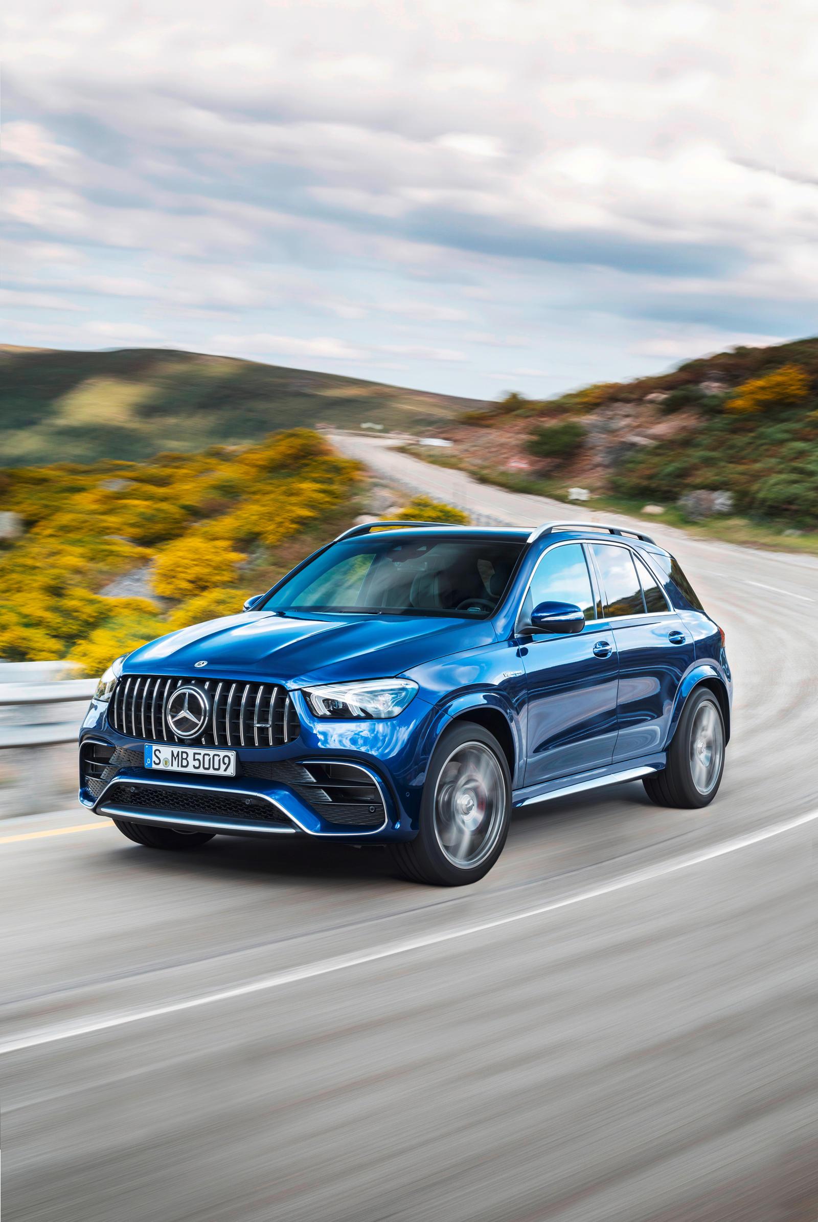 1600x2389 Mercedes AMG GLE 63 SUV Exterior Colors & Dimensions: Length, Width, Tires