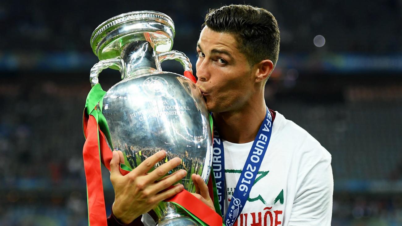 1300x731 Cristiano Ronaldo 'Feels Empty' Without Trophy Success