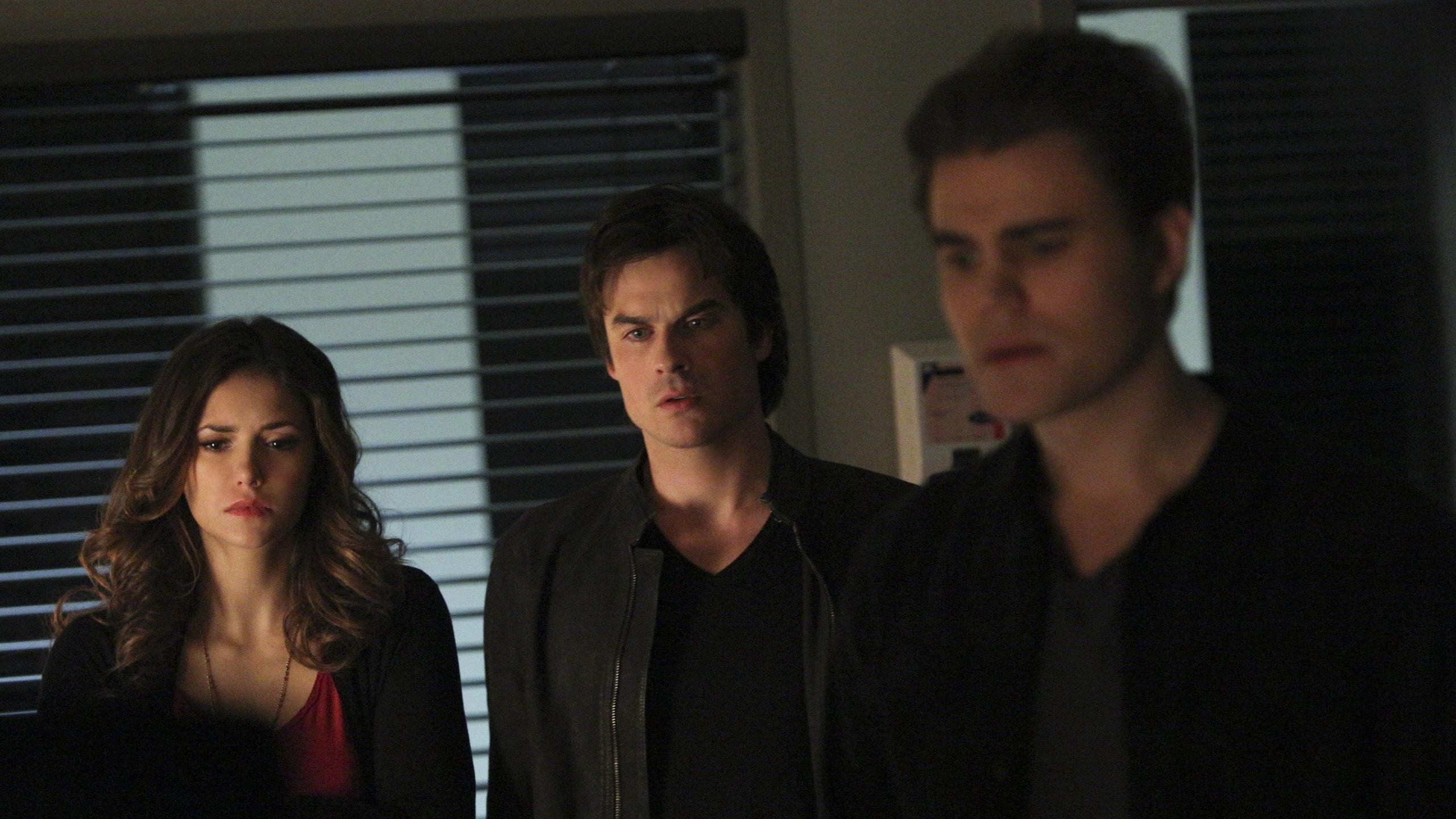 2560x1440 The Vampire Diaries' Creators Wanted Elena to End Up With STEFAN