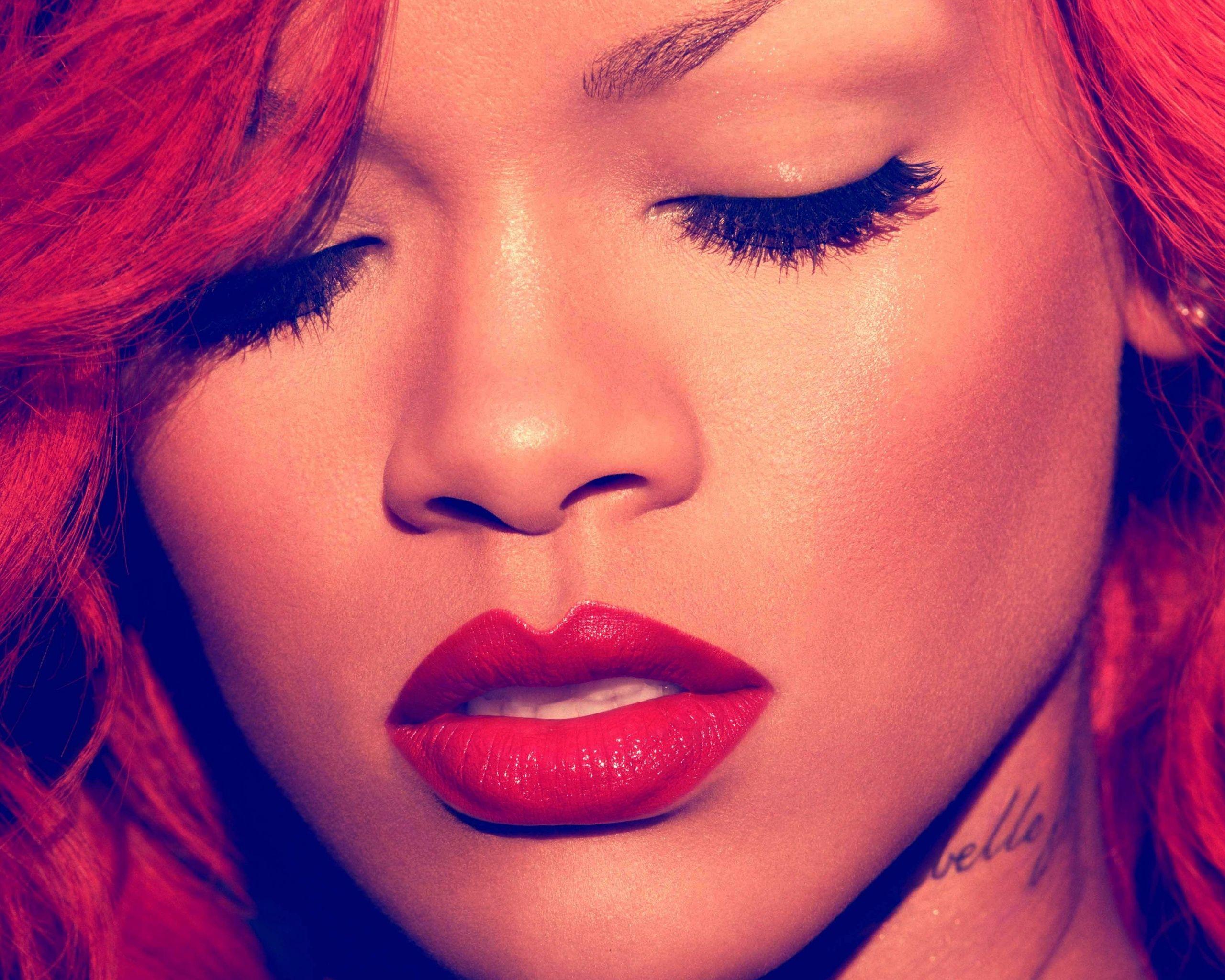 Hình nền và hình nền HD 2560x2048 Rihanna
