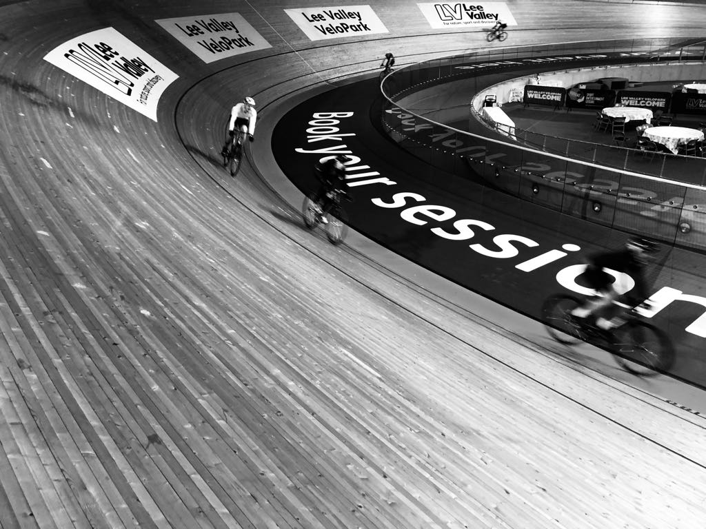1024x768 Cycling in circles, a trip to the Velodrome