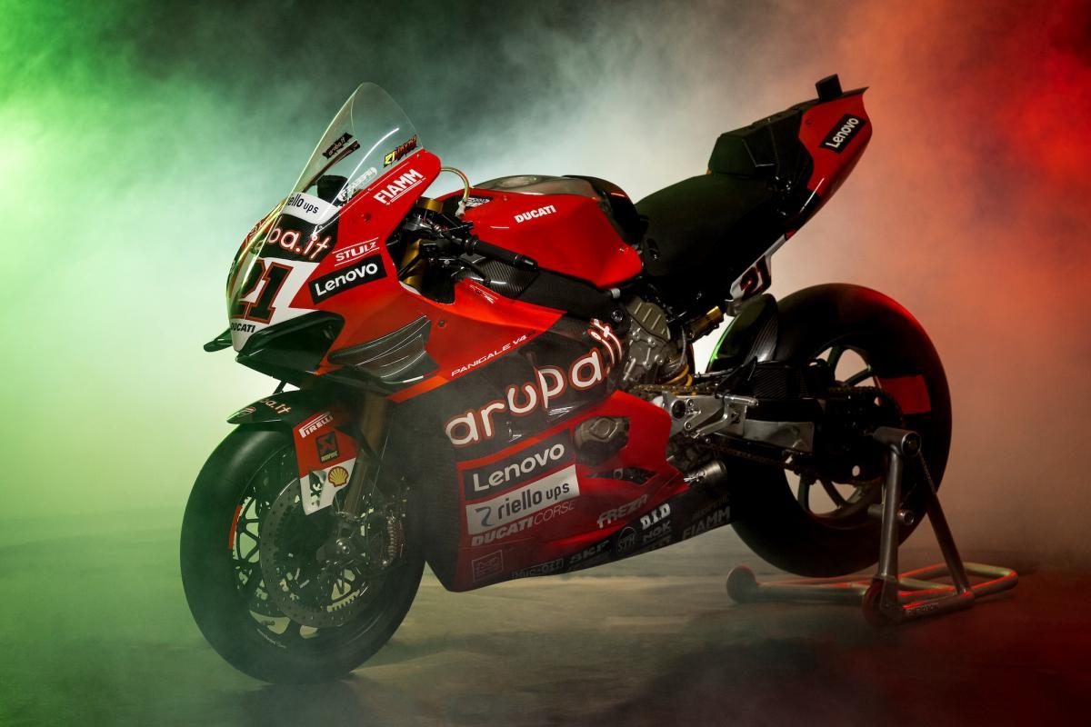 1200x800 Ducati reveals 2022 WorldSBK Panigale V4 R, launches Wo