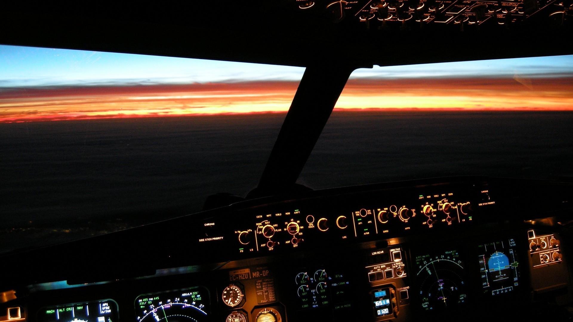 1920x1080 Airbus Cockpit Beleuchtet Sunset Wallpaper. AllWallpaper