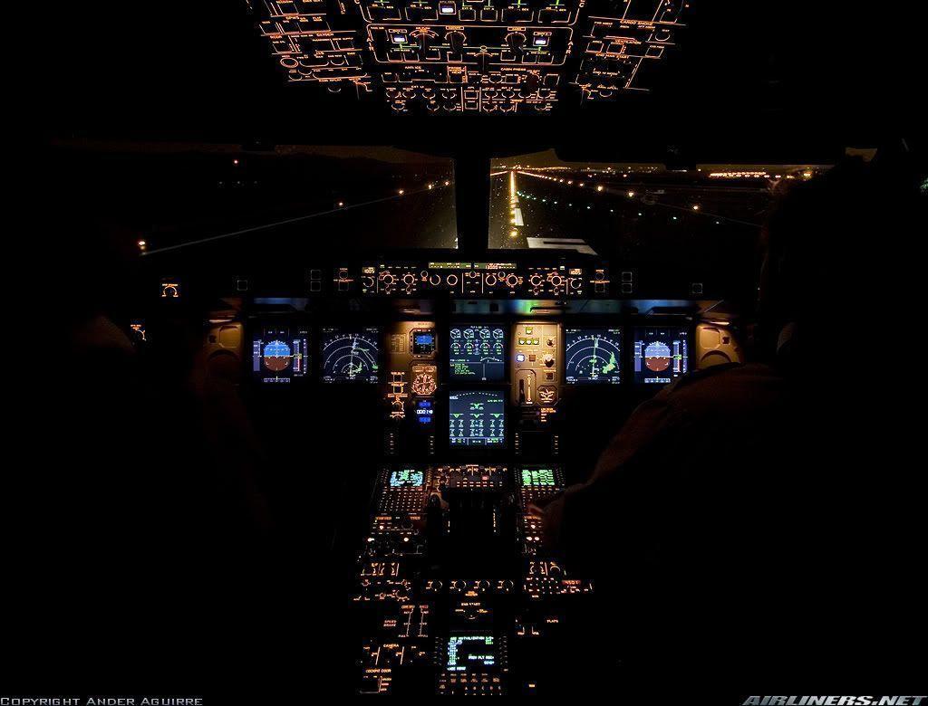 1024x780 Cockpit Wallpaper
