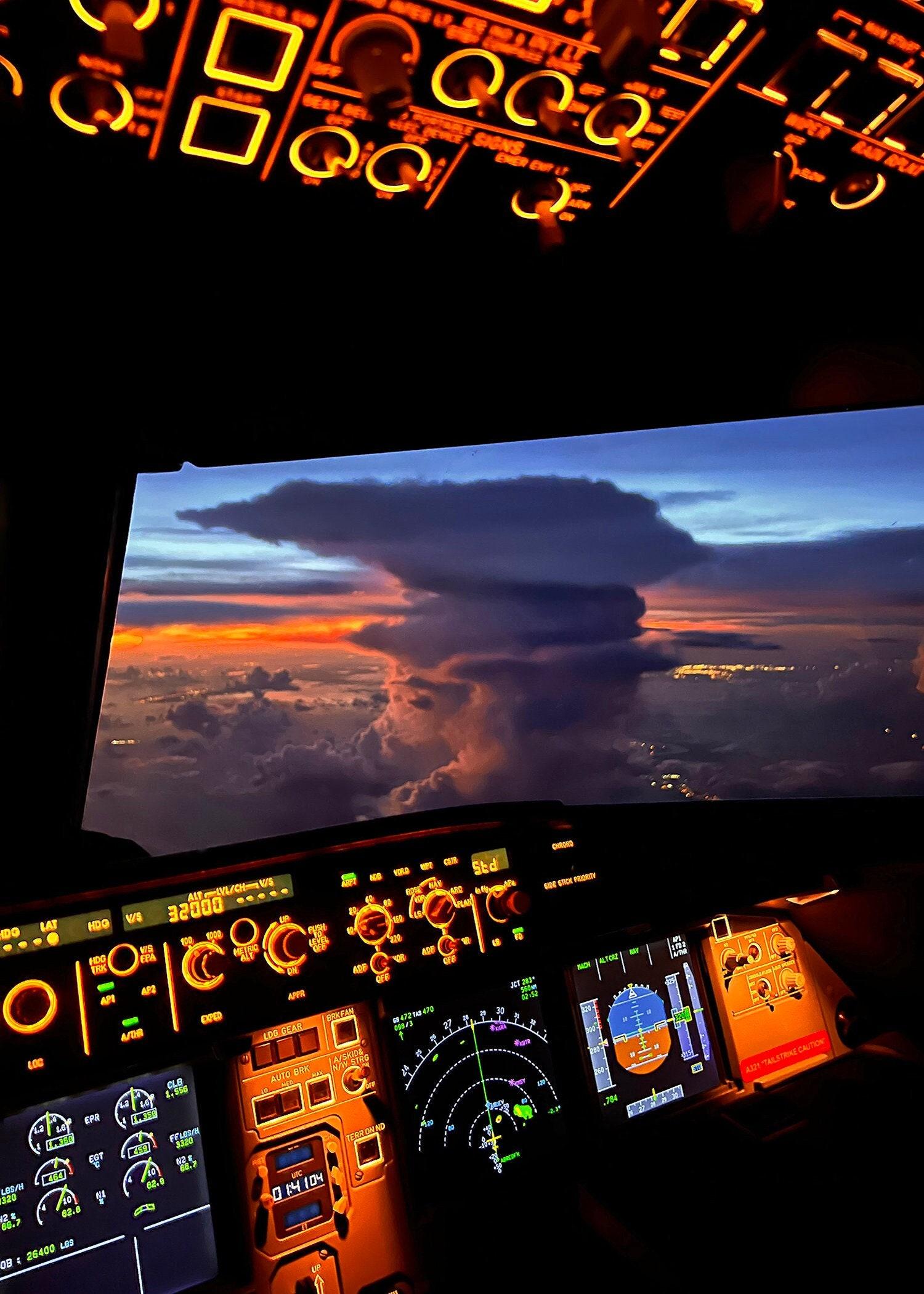1500x2100 Evening Florida Thuderstorm From Airbus A321 Cockpit