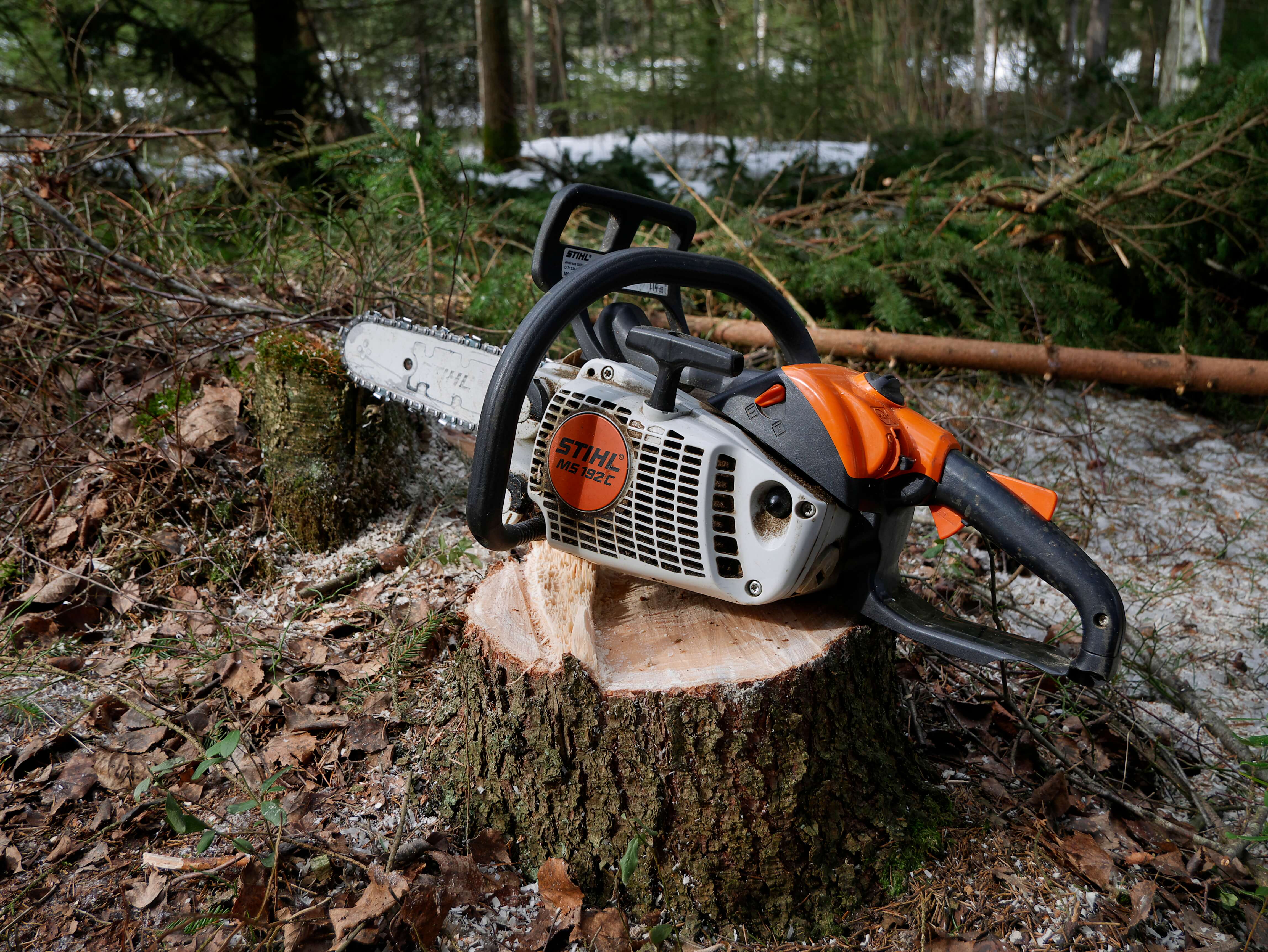 4592x3448 Stihl