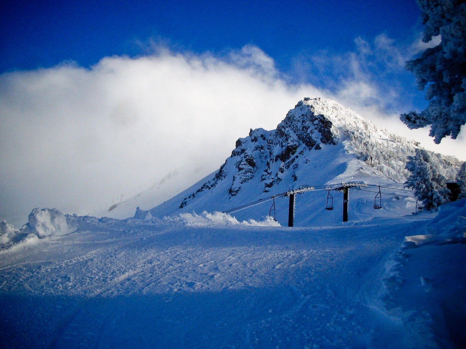 1600x1200 Best Colleges for Skiing or Snowboarding
