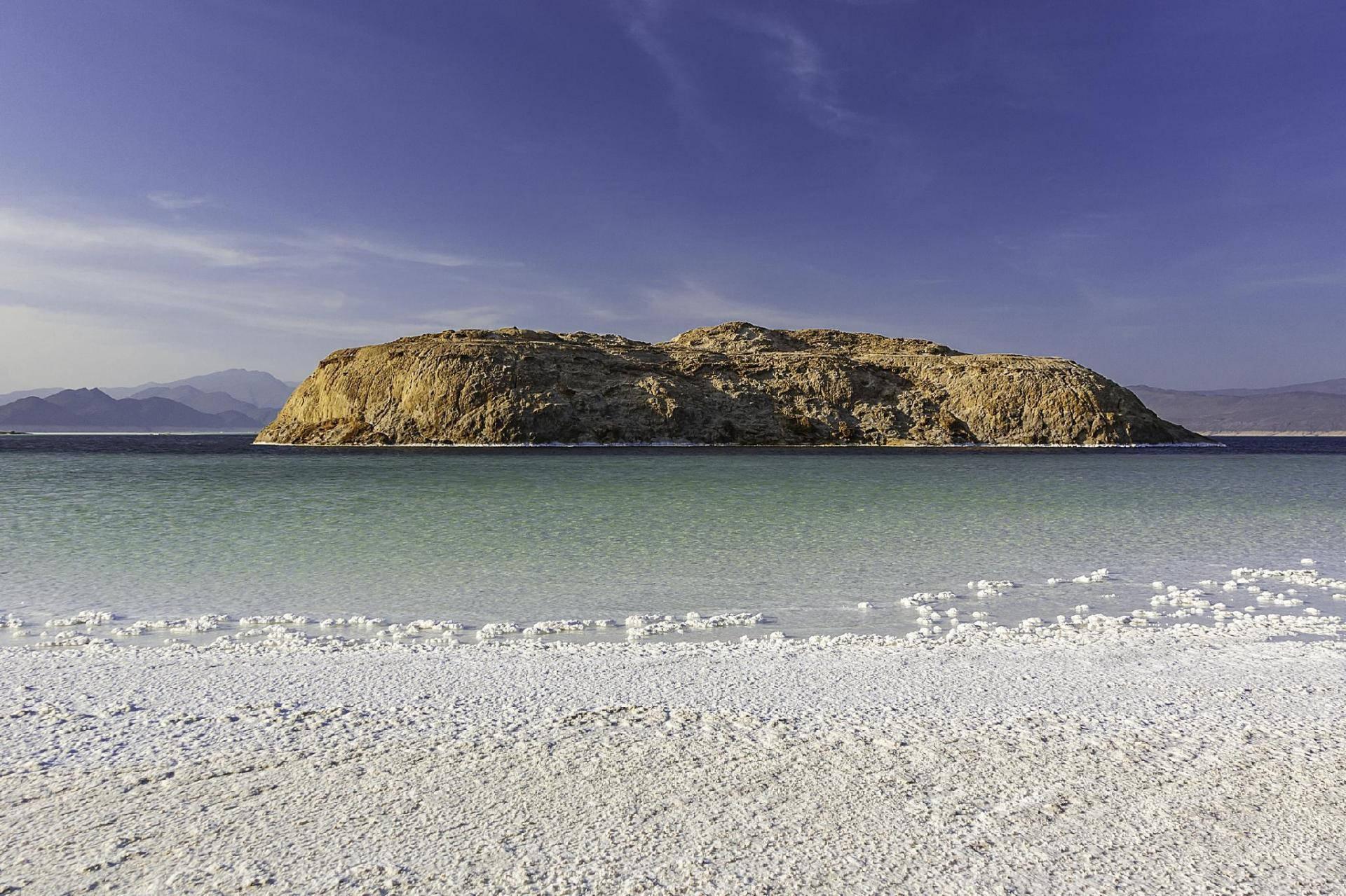 1920x1279 Download Djibouti Lac 'assal Lake Wallpaper