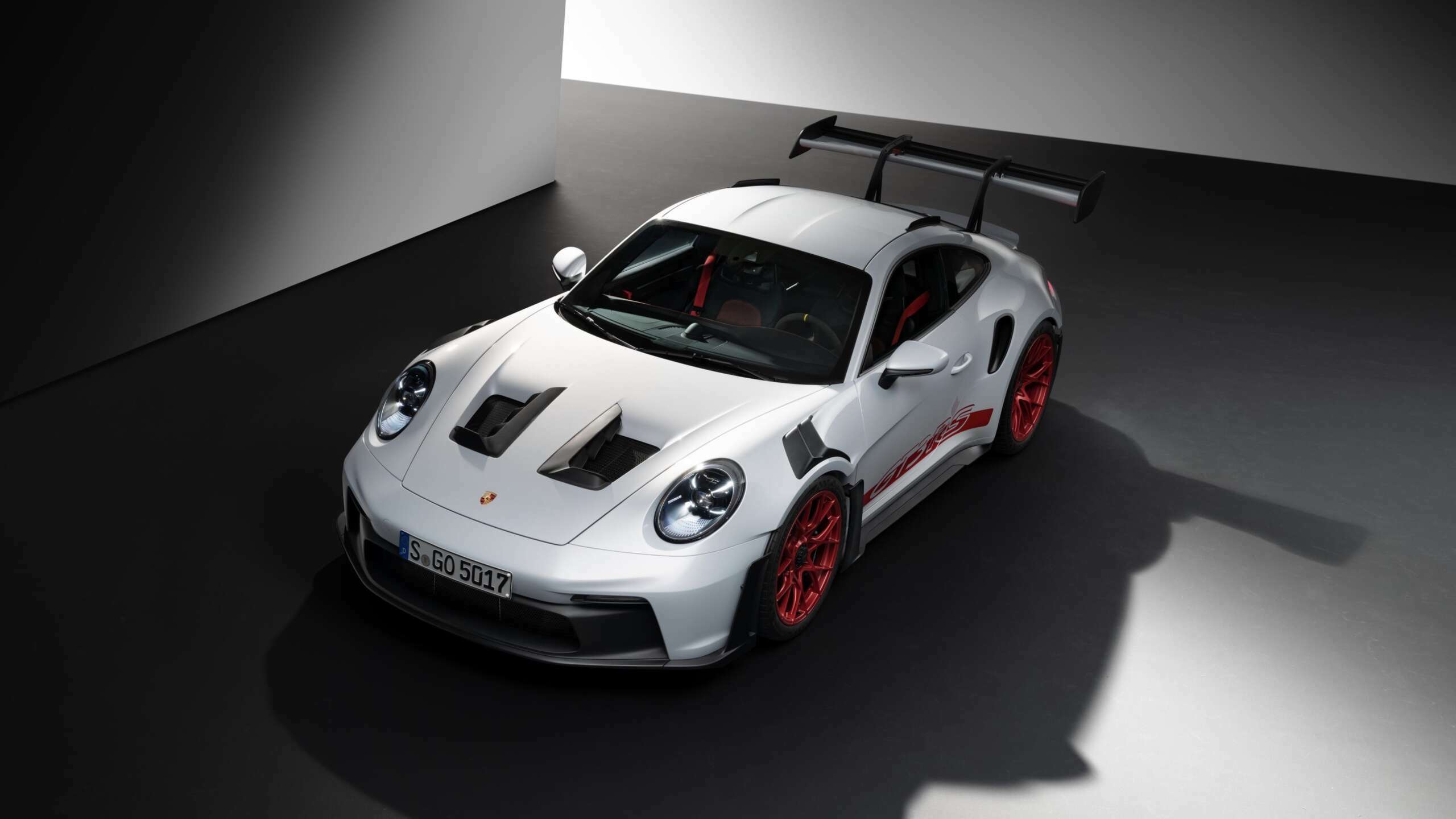 Best HD Pictures about  Porsche 992 Wiki  with No AI Images