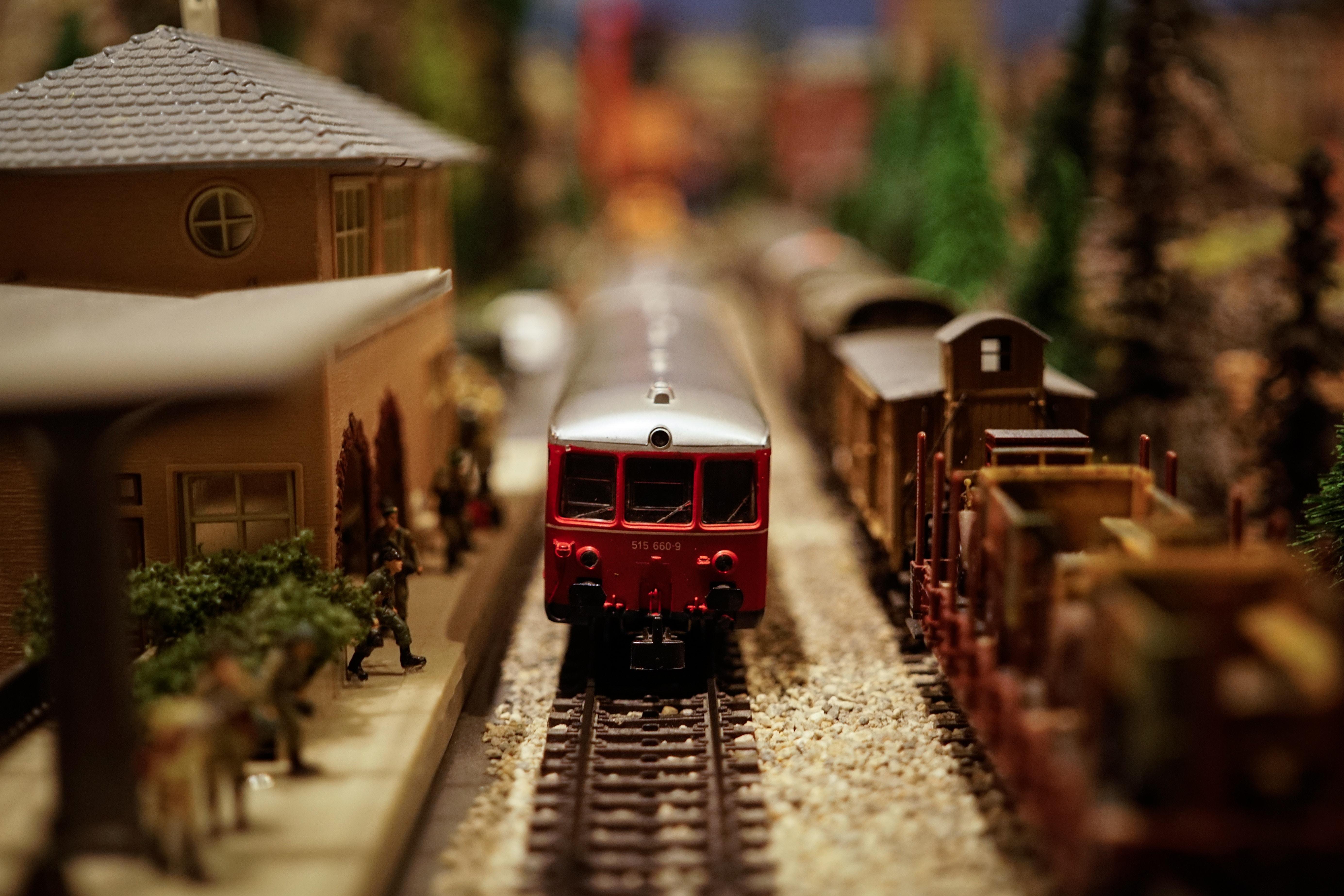 5539x3693 5539x3693 engine, electric train, toy, rail, model, train station, platform, set, outlay, toy train, build, station, waggon, play, miniature, plastic, car, building, PNG image, train, railroad Gallery HD Wallpaper