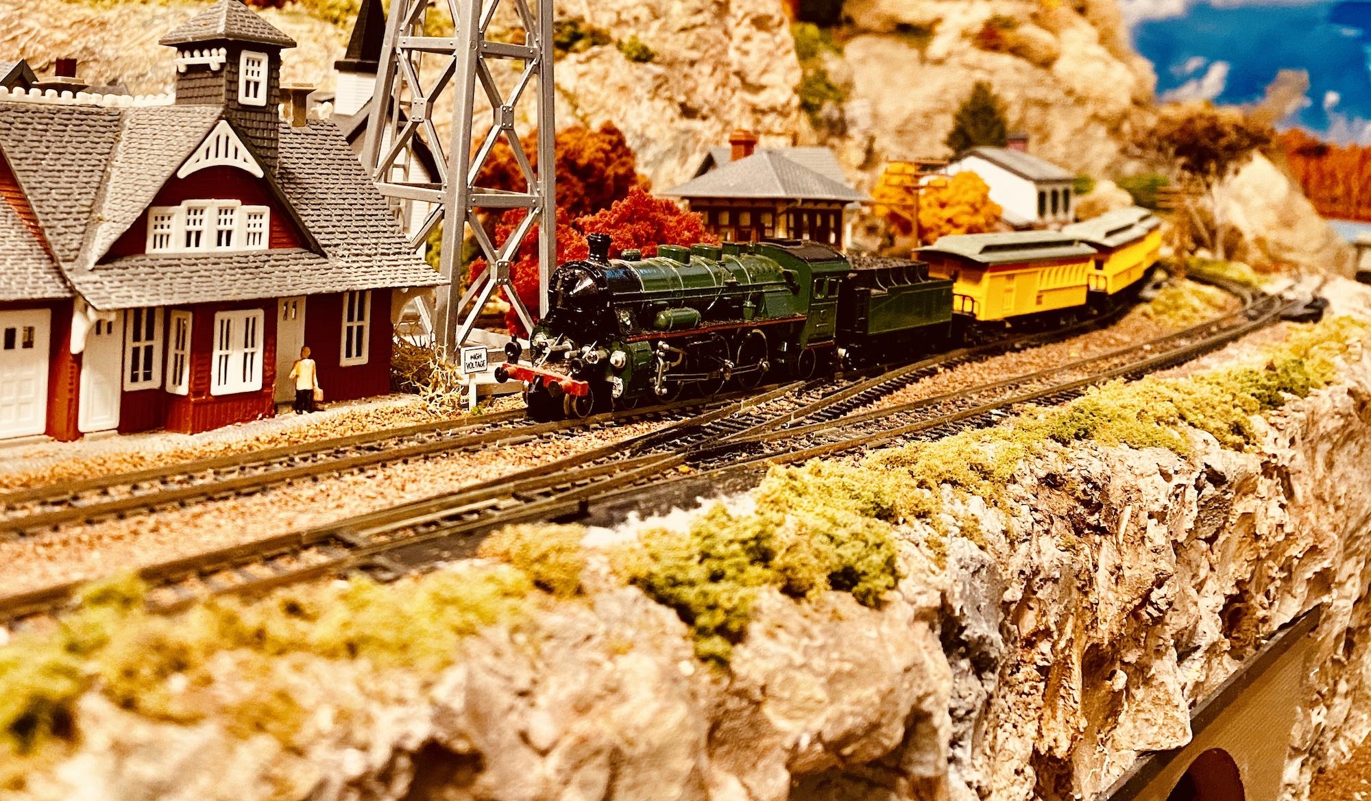 2000x1169 Reasons Why Trains and Model Railroading is a Great Hobby