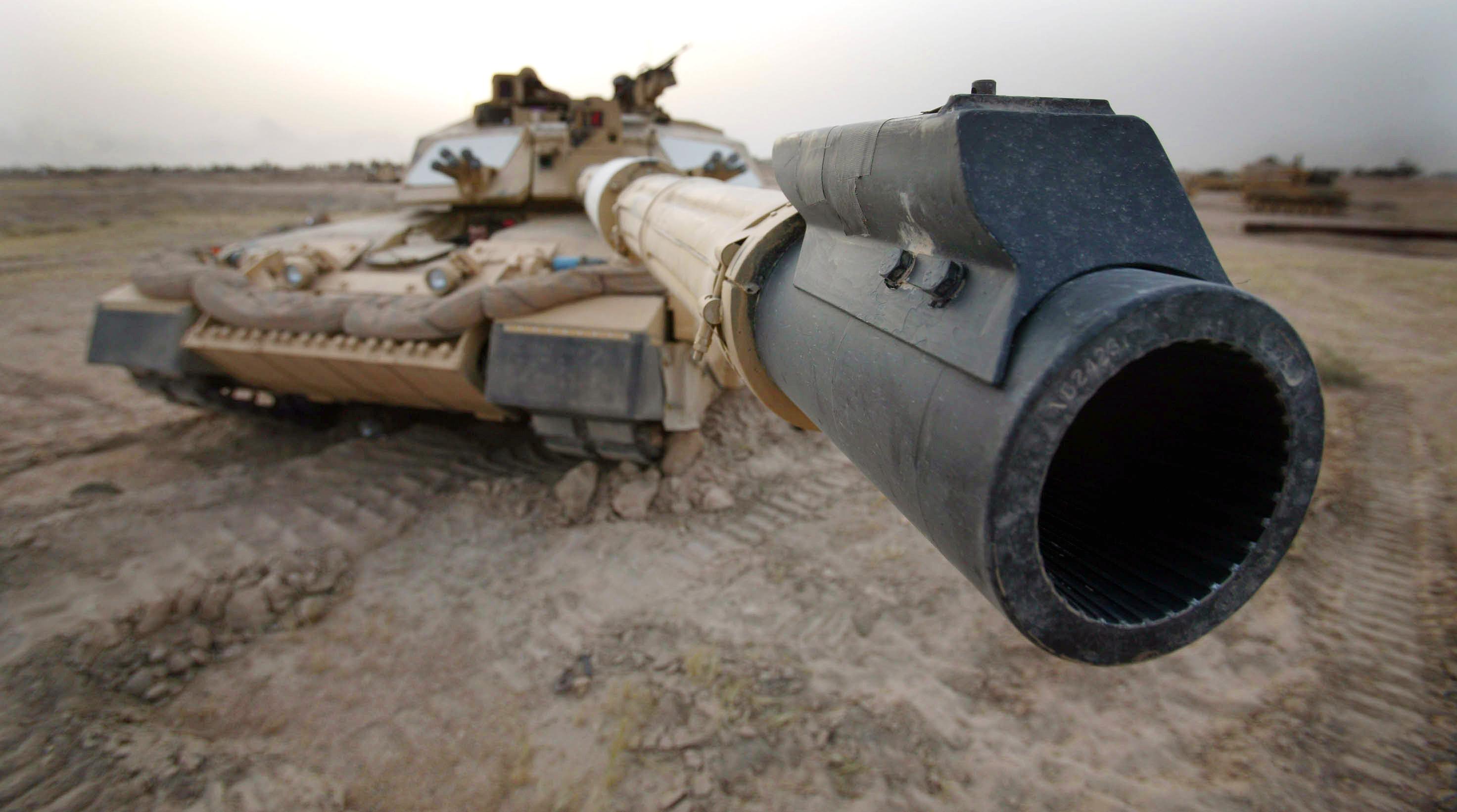 2945x1642 Chalenger 2 Main Battle Tank. A