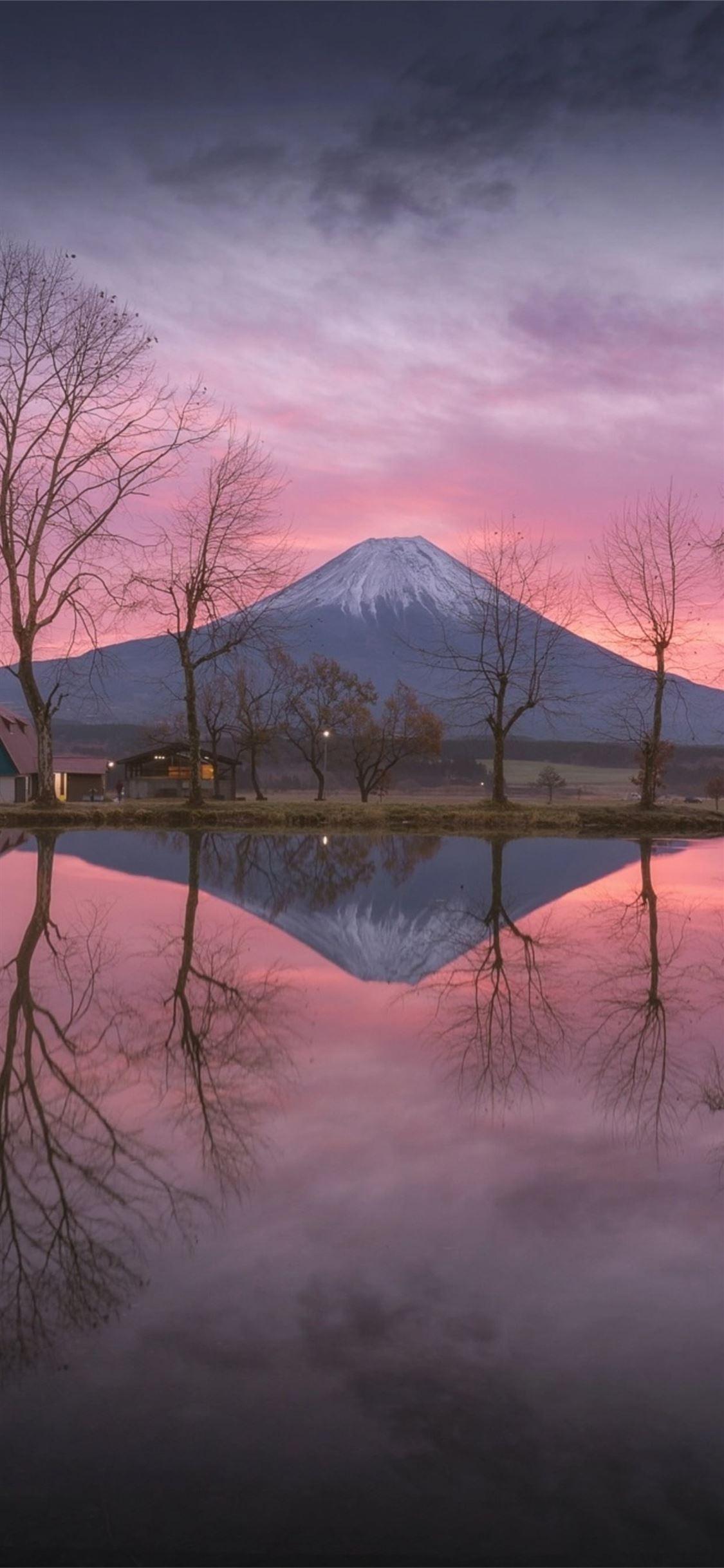 1125x2436 mount fuji reflection iPhone X Wallpaper Free Download