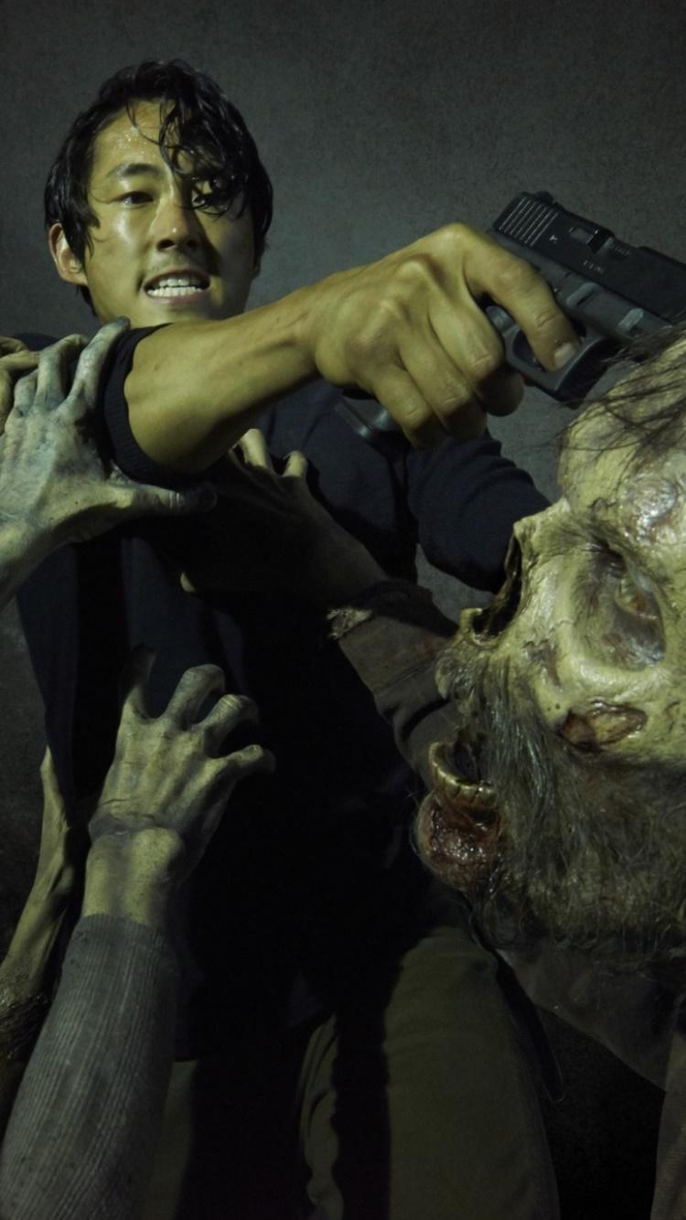 750x1334 Wallpaper / TV Show The Walking Dead Phone Wallpaper, Glenn Rhee, Zombie, Steven Yeun, 750x1334 free download