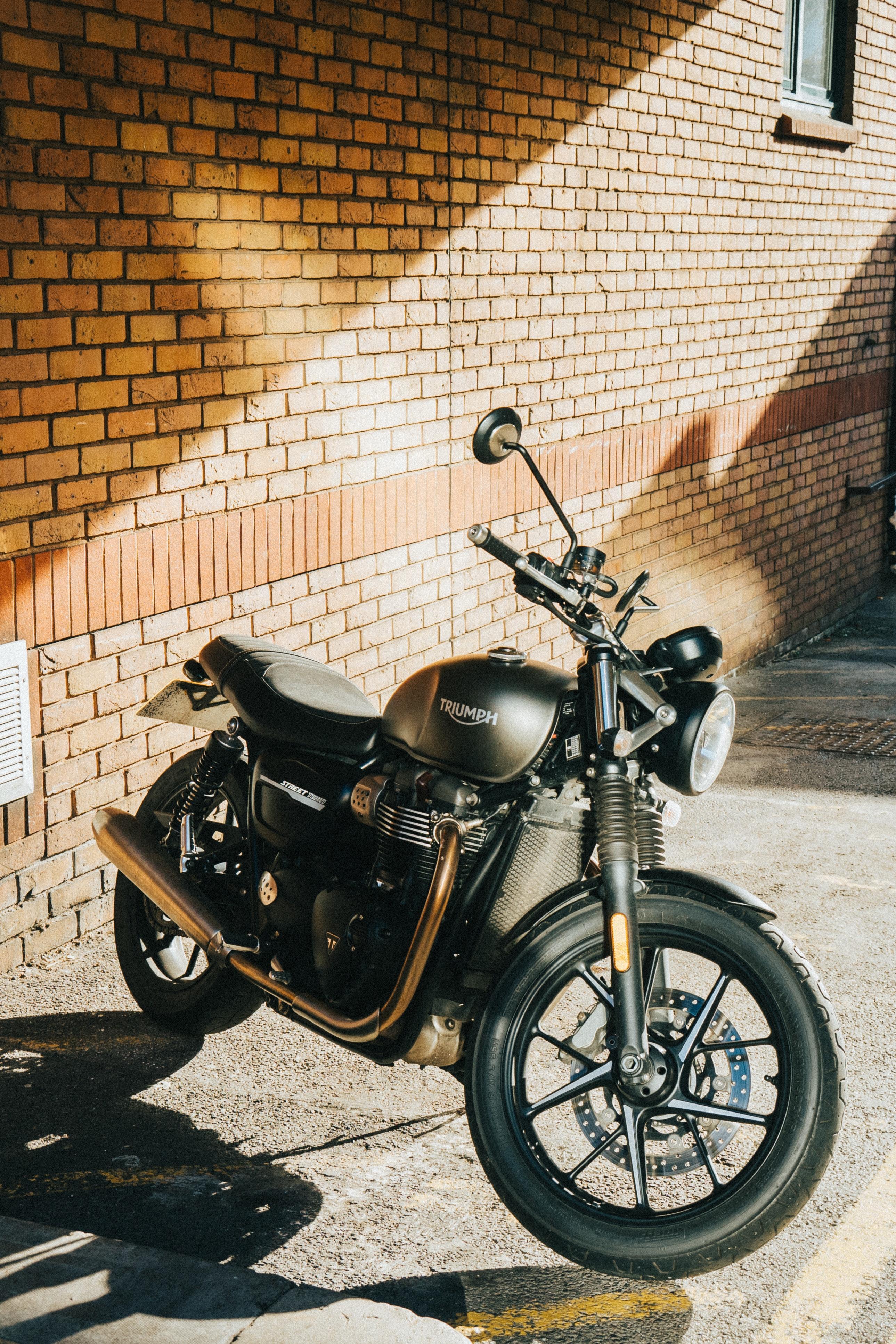 2578x3867 Triumph Motorcycle Photo, Download The BEST Free Triumph Motorcycle & HD Image