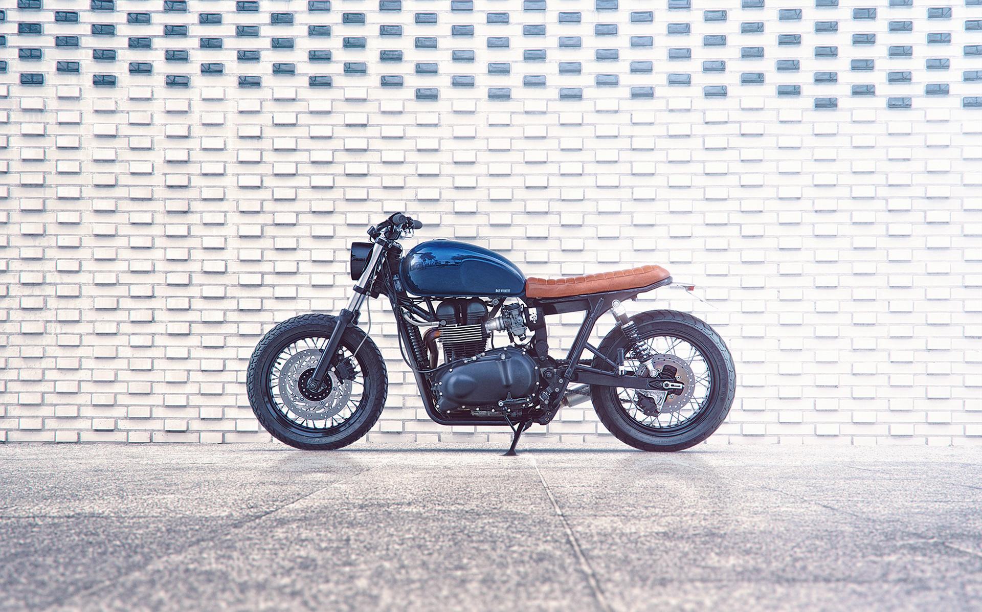 1920x1197 Triumph HD Wallpaper and Background