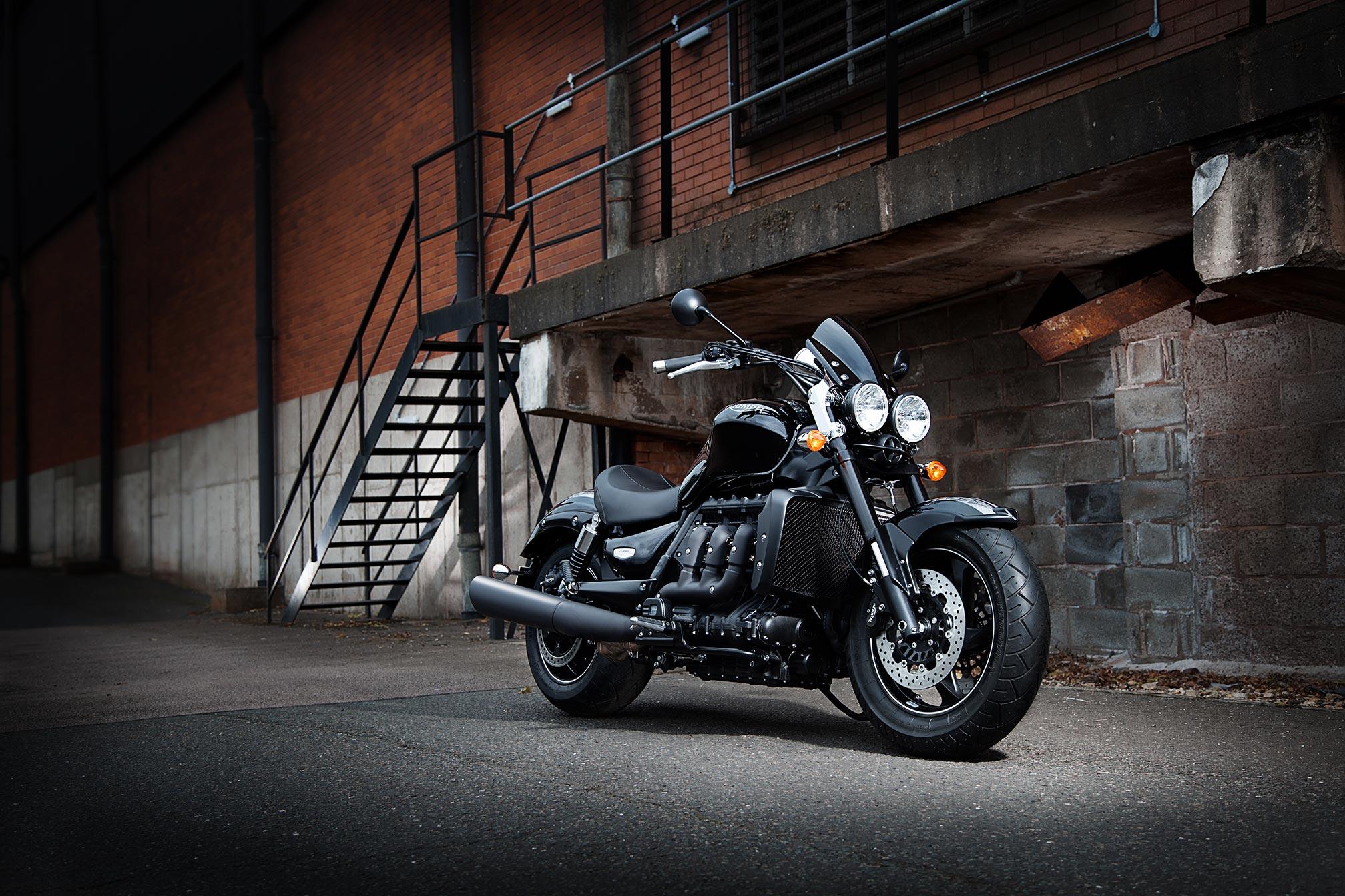 2015x1343 Triumph Rocket X Review