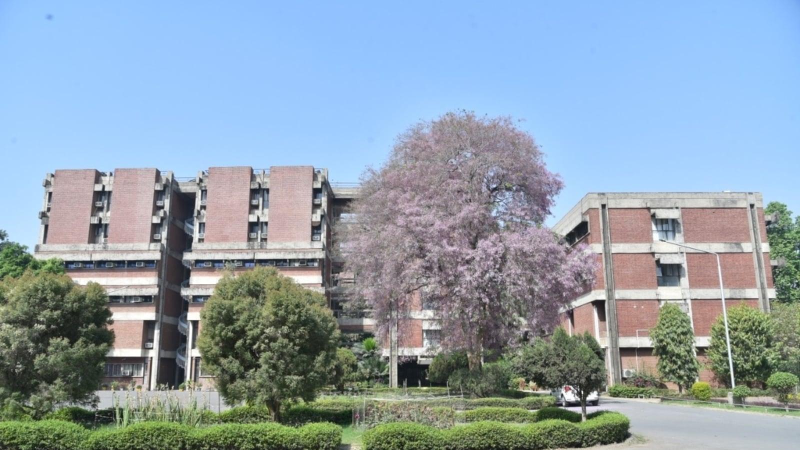 1600x900 AI Centre Of Excellence To Be Set Up At Noida Campus Of IIT K