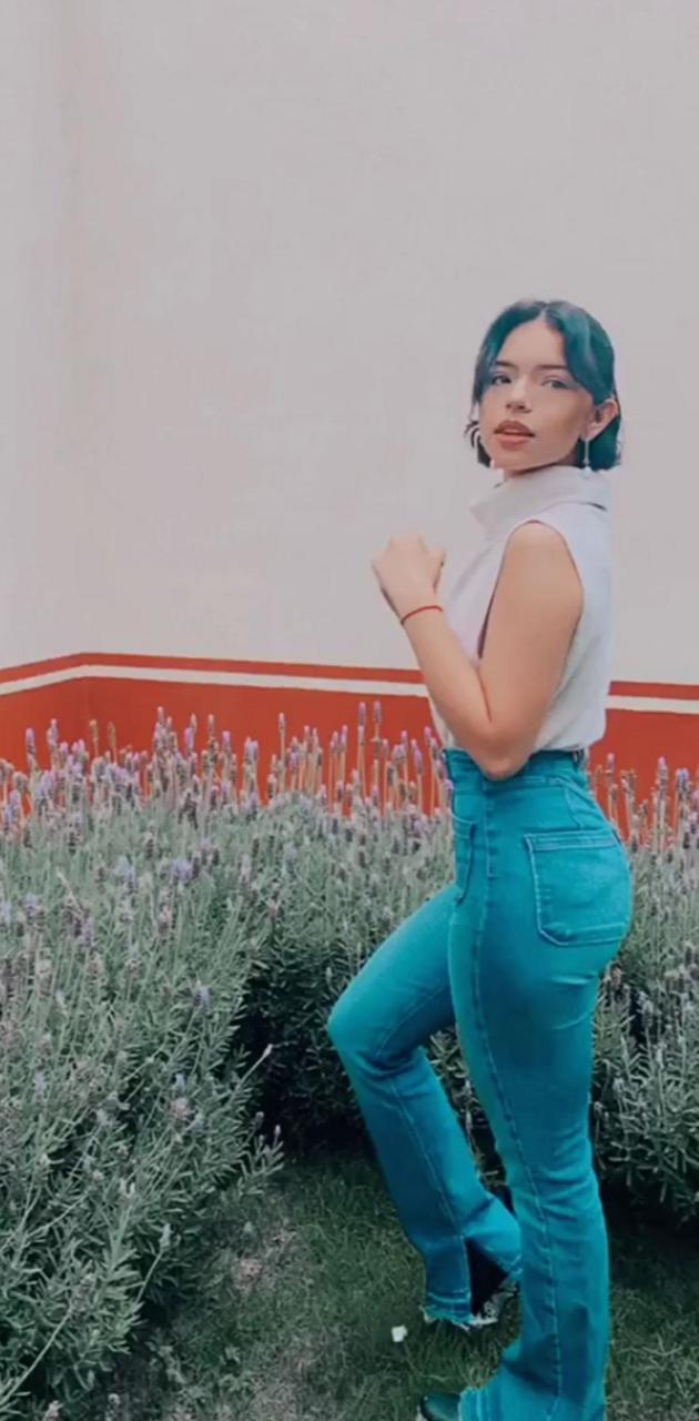 630x1280 Angela Aguilar wallpaper
