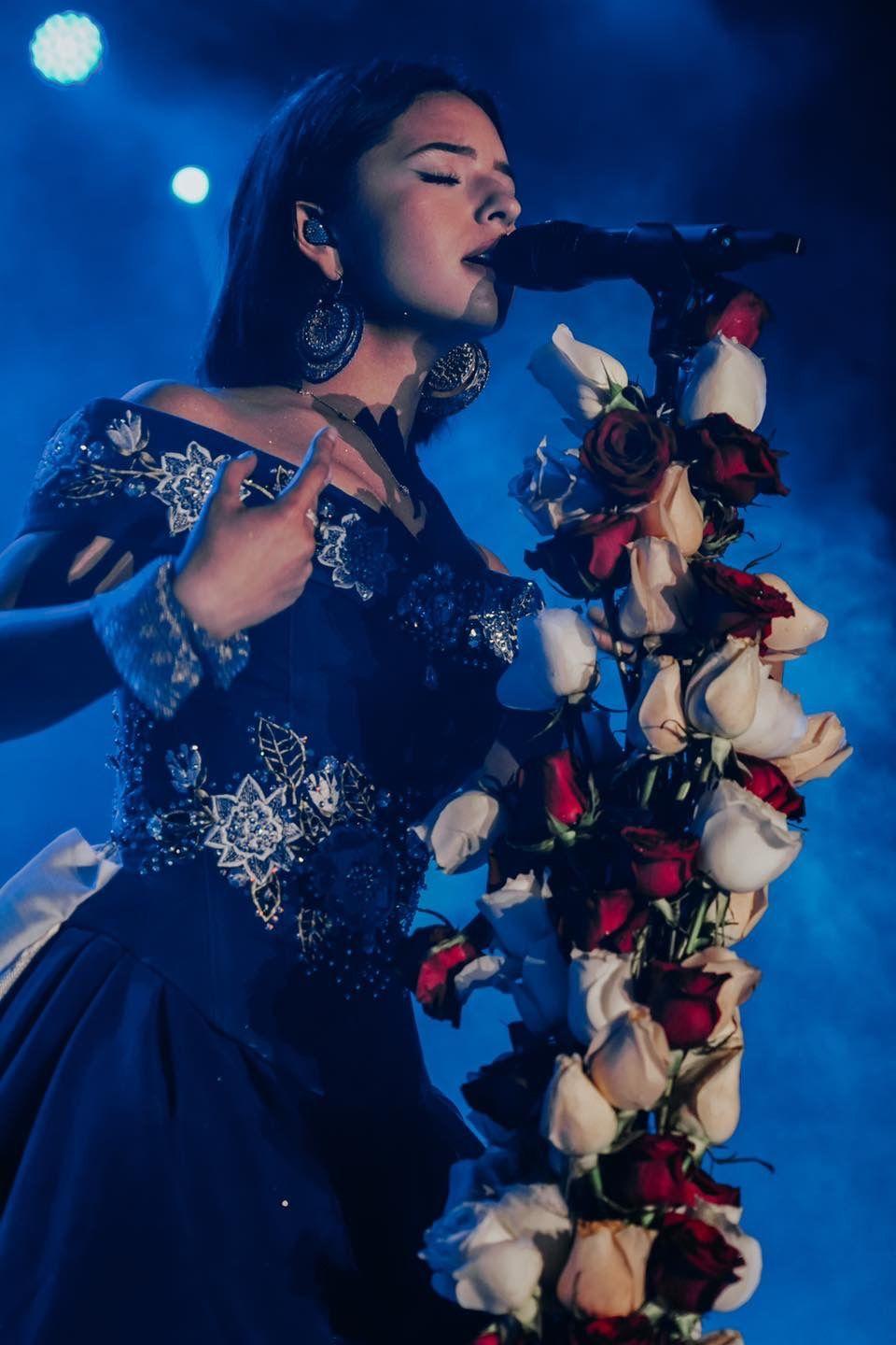 960x1440 Ángela Aguilar. Traje de mariachi mujer, Ropa mexicana, Mariachi mujer