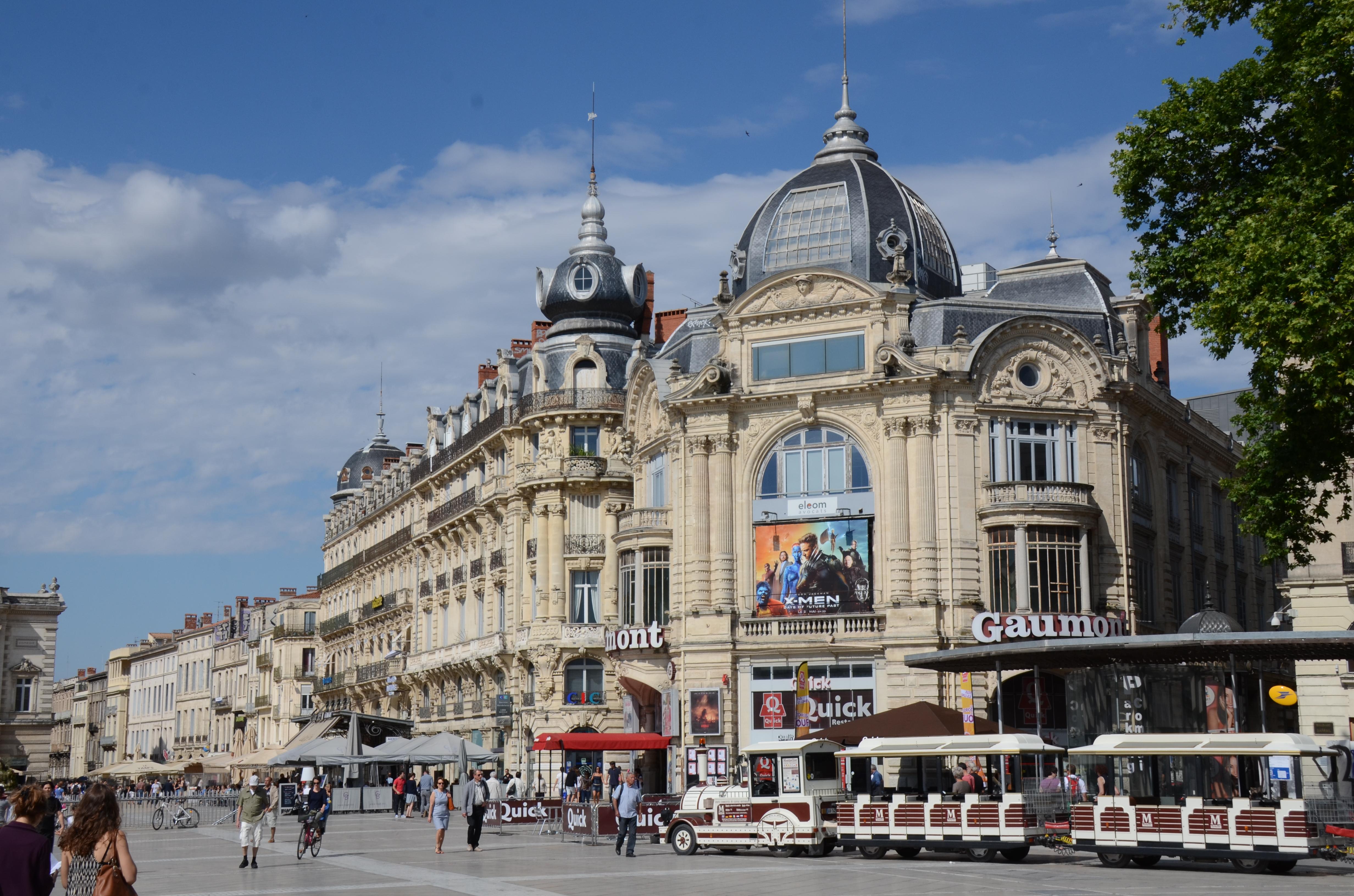 4928x3264 Rich buildingstyles at Montpellier centre