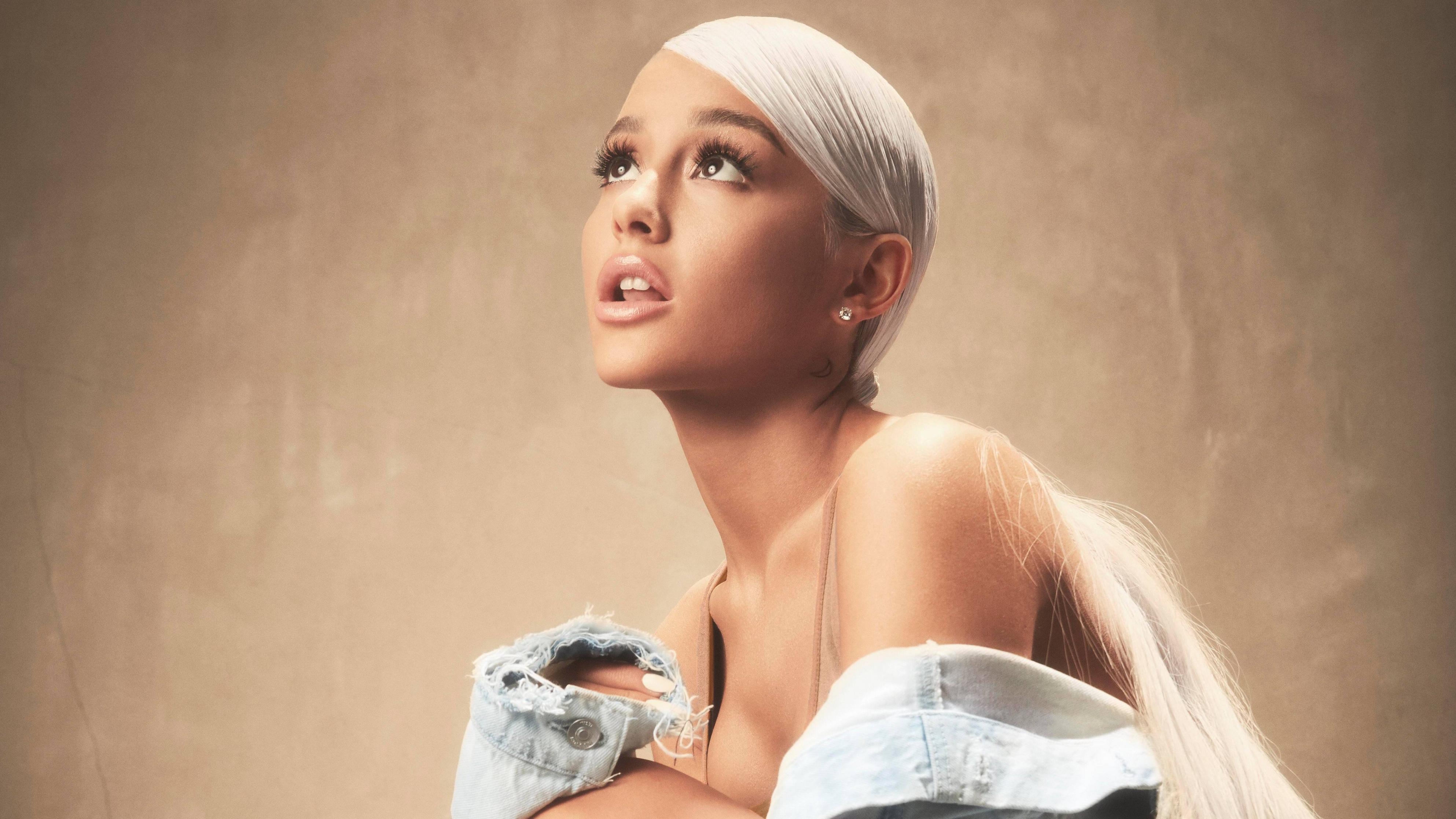 5674x3191 Ariana Grande 5K Wallpaper