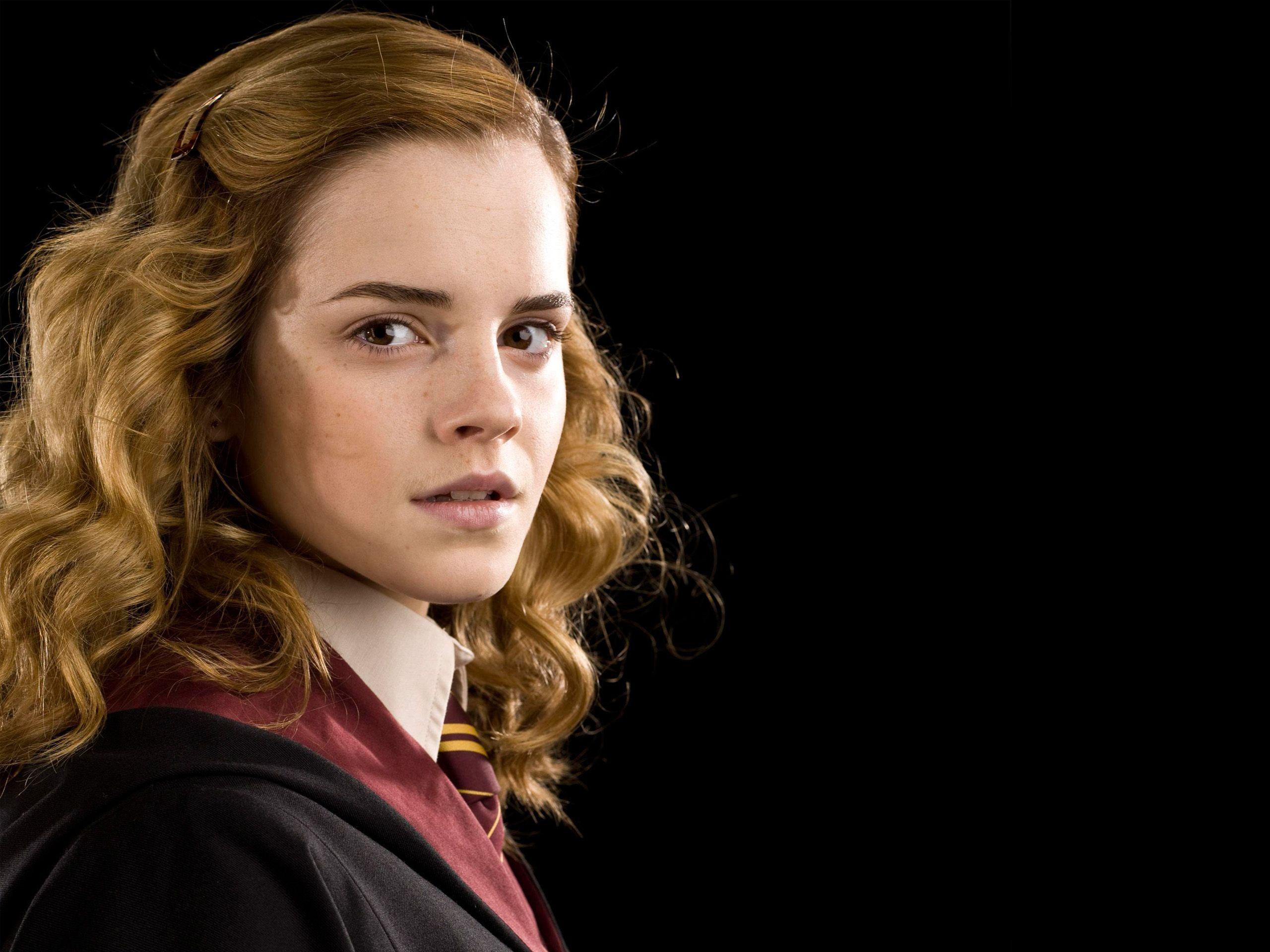 Hermione Wallpaper 70 pictures