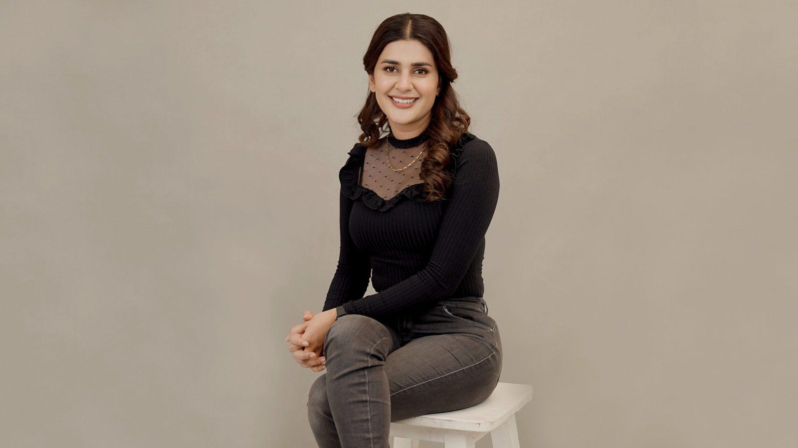 1600x900 Kubra Khan Archives