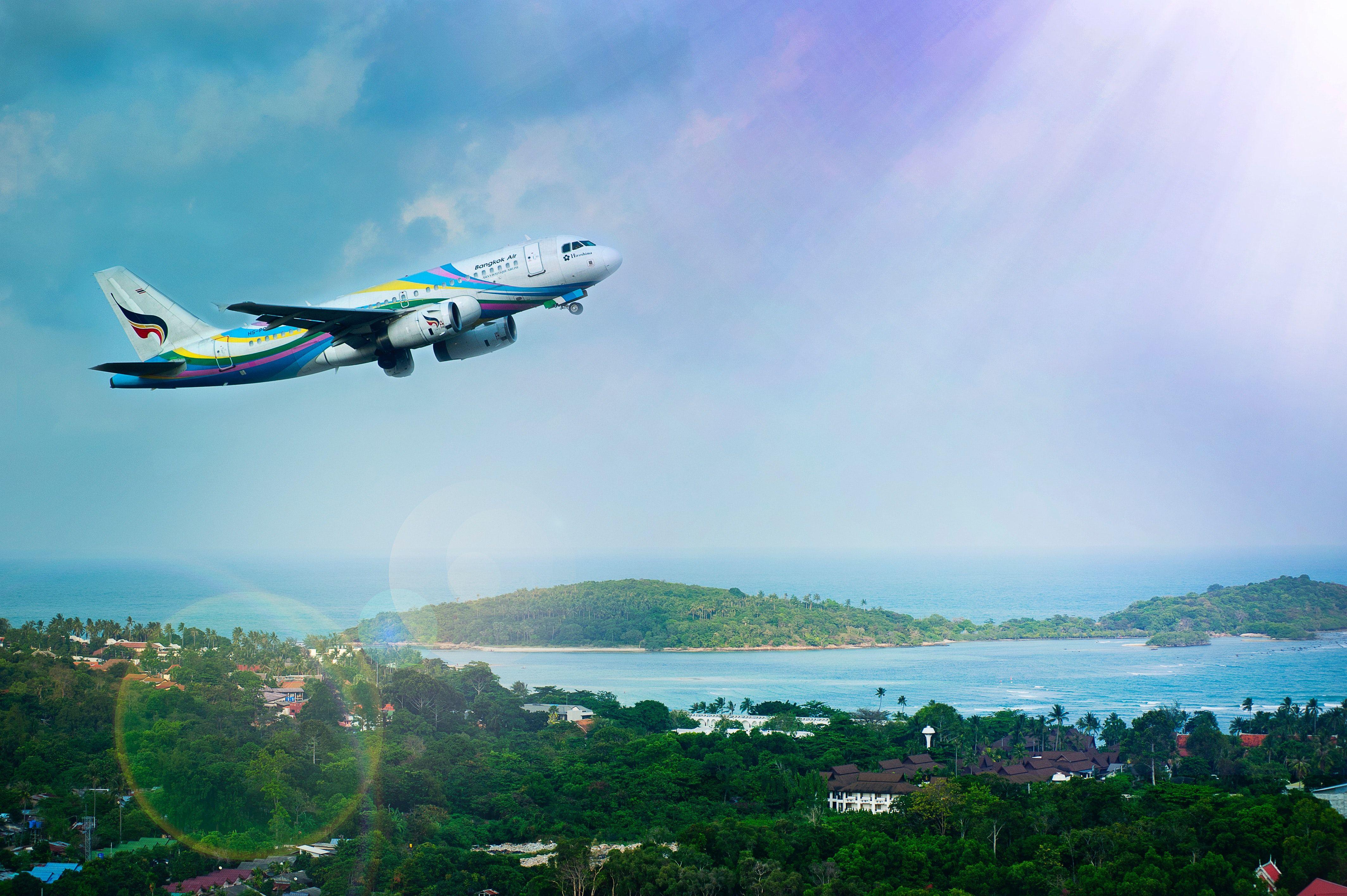 4256x2832 Engaging Airplane Photo