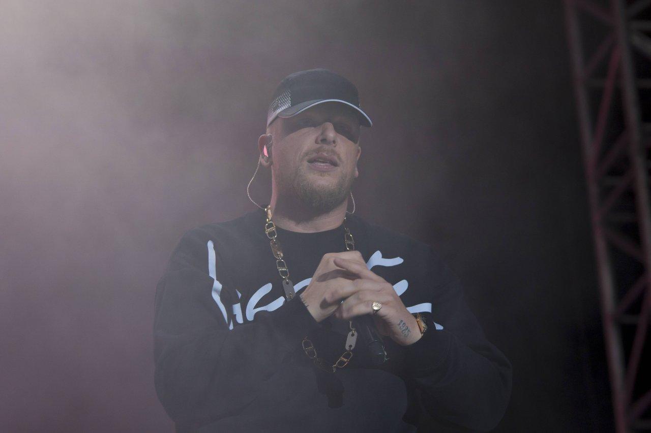 1280x853 Strassenbande: Bonez zeigt Freundin! Fans fällt sofort DAS auf
